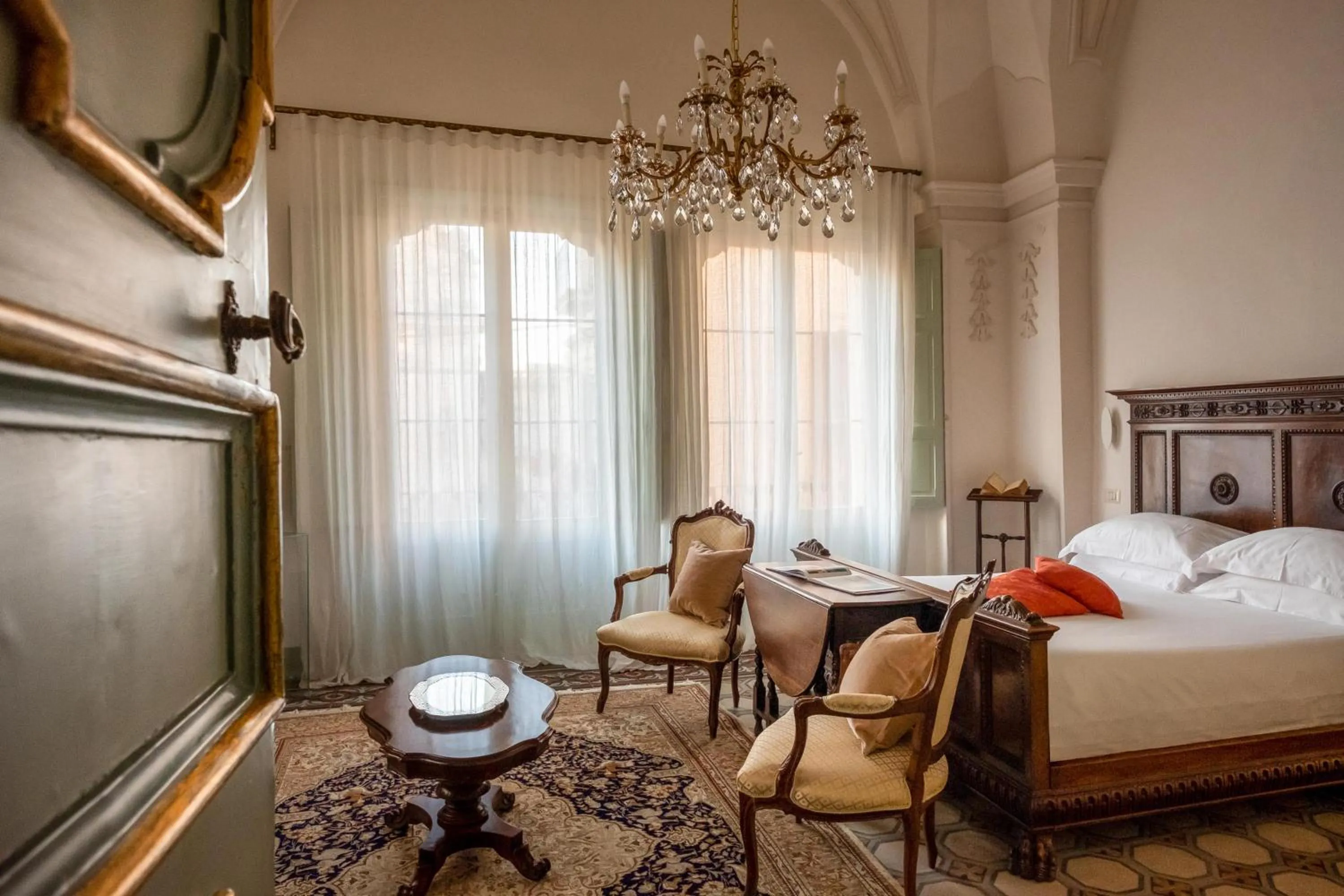 Bedroom in Palazzo Guido