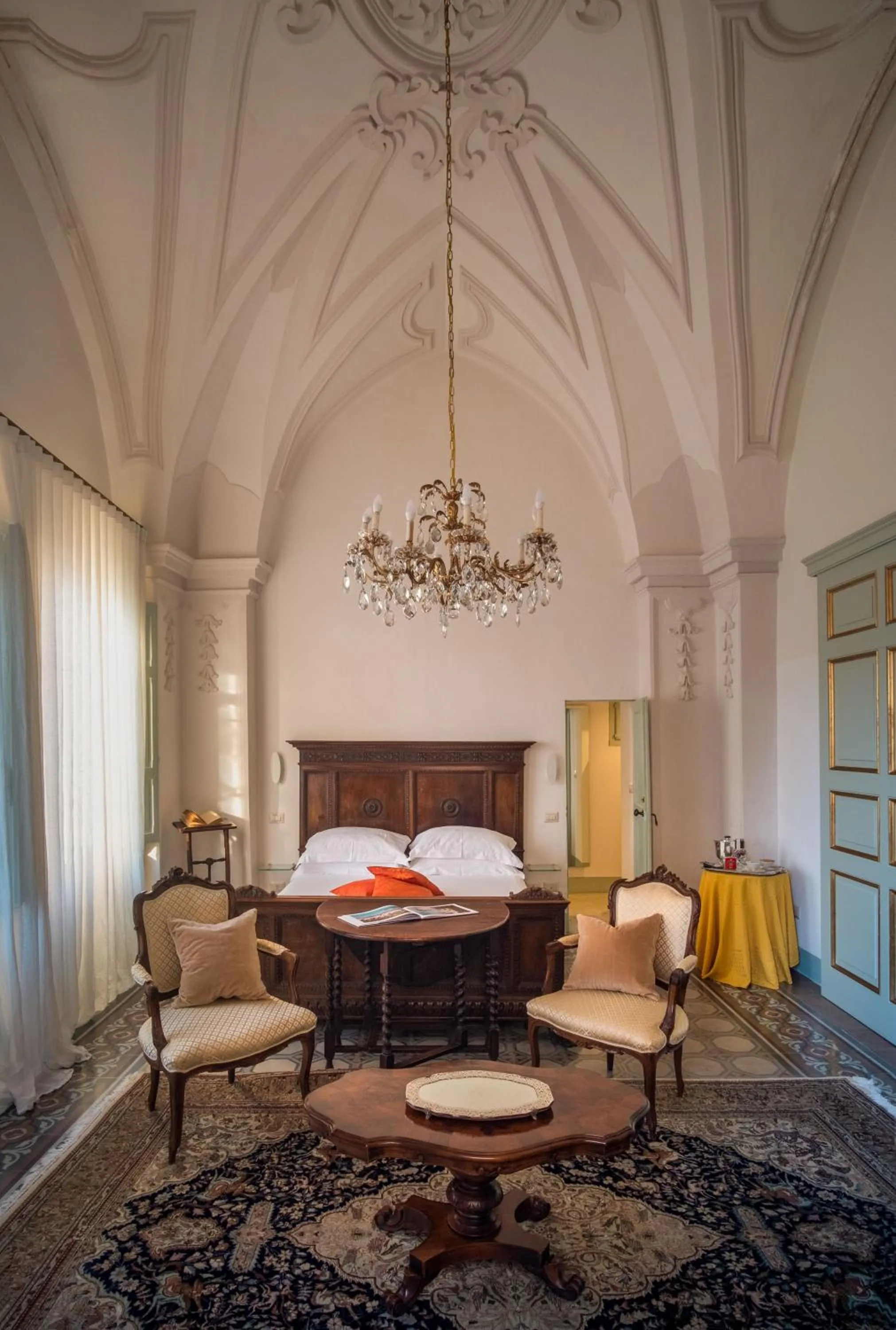 Bedroom in Palazzo Guido