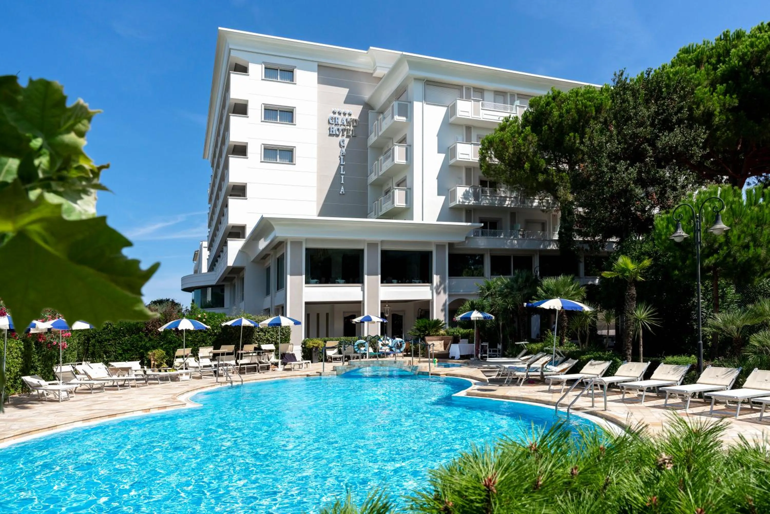 Property building in Grand Hotel Gallia