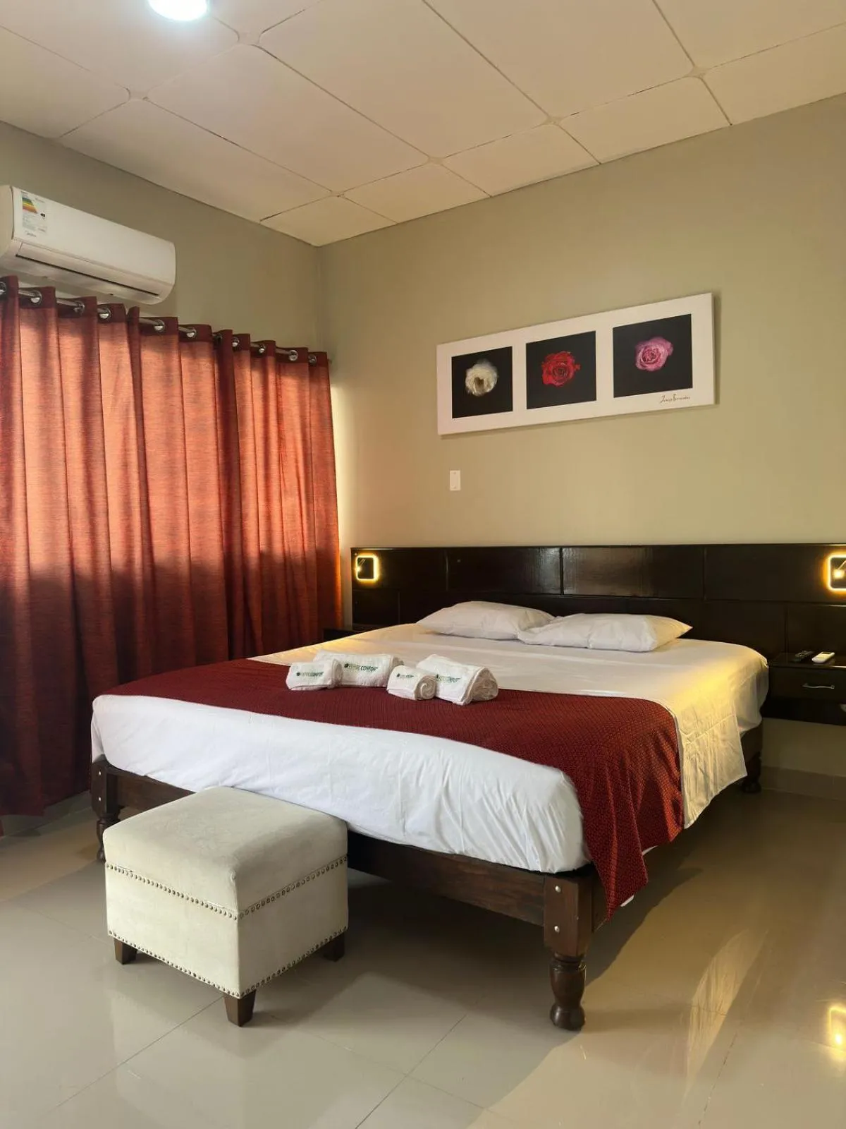 Bed in Casa Blanca Hotel