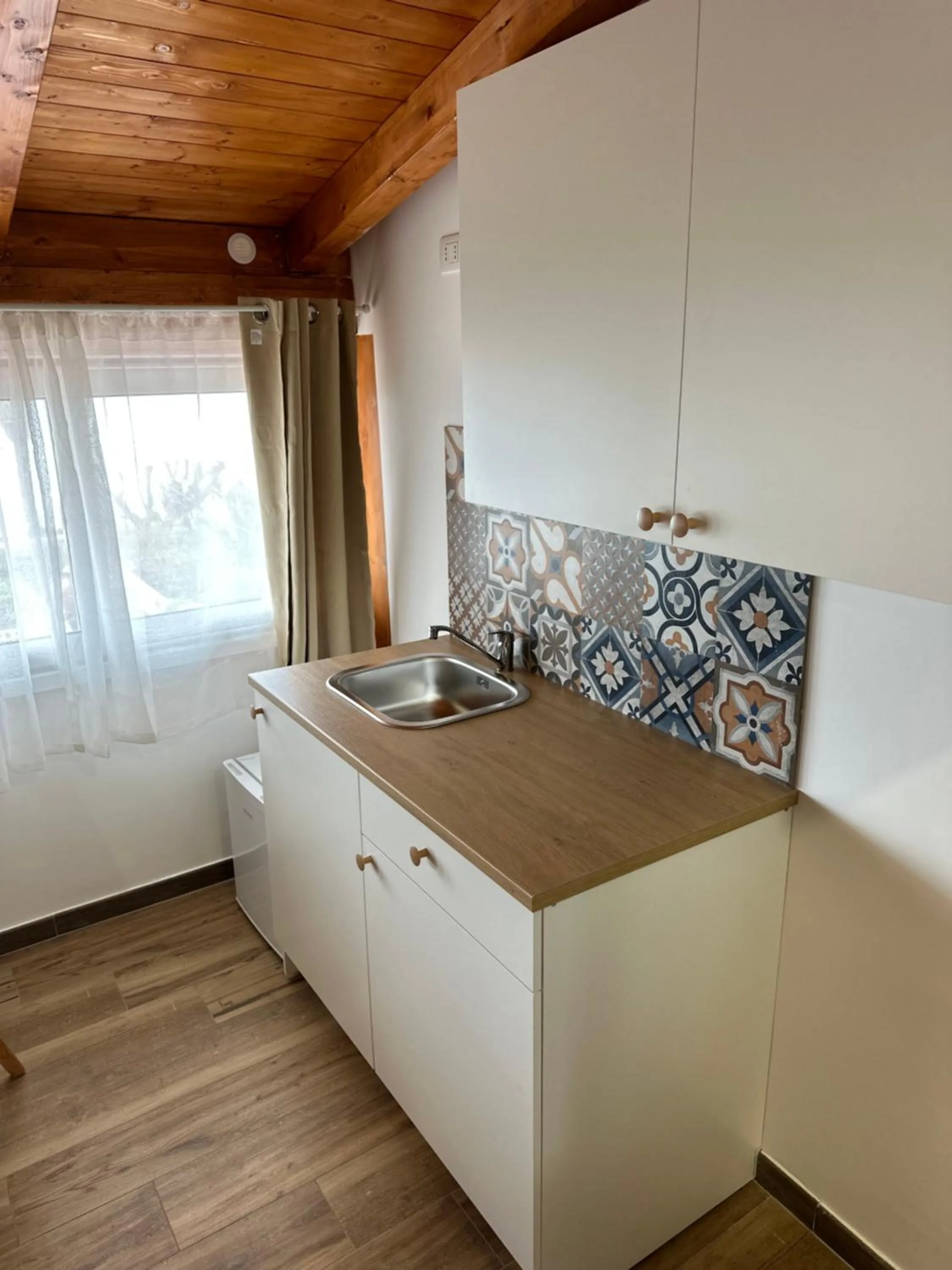 Kitchen or kitchenette in B&B Villa sul Mare