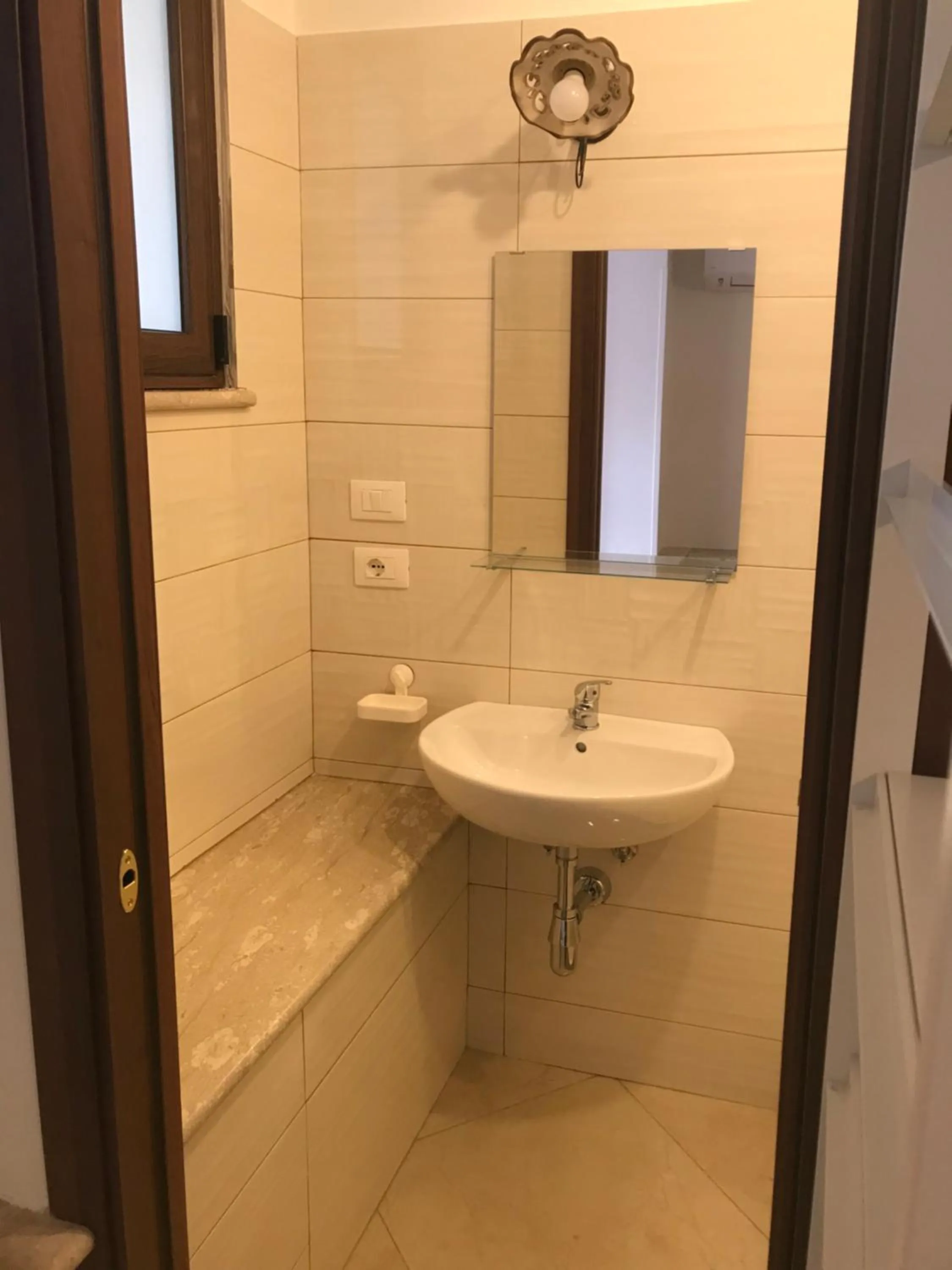 Shower in B&B Villa sul Mare