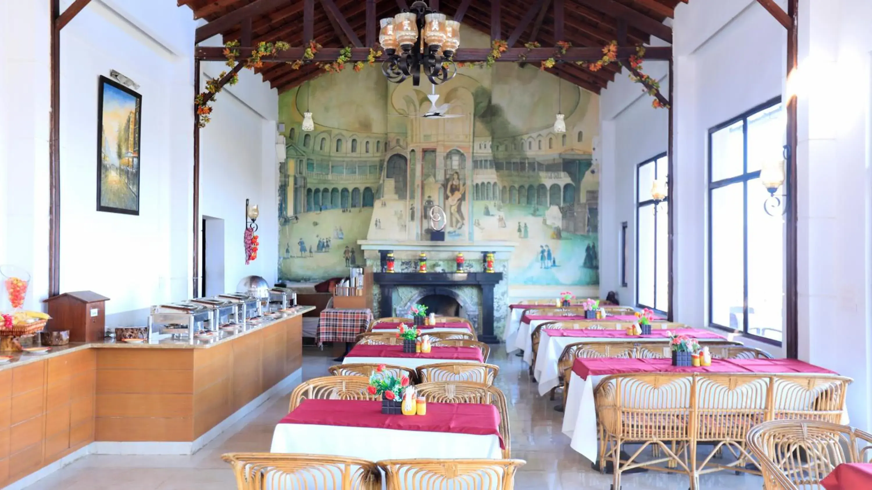 Restaurant/places to eat in Woodsvilla Resort Ranikhet Restaurant/places to eat in Woodsvilla Resort Ranikhet