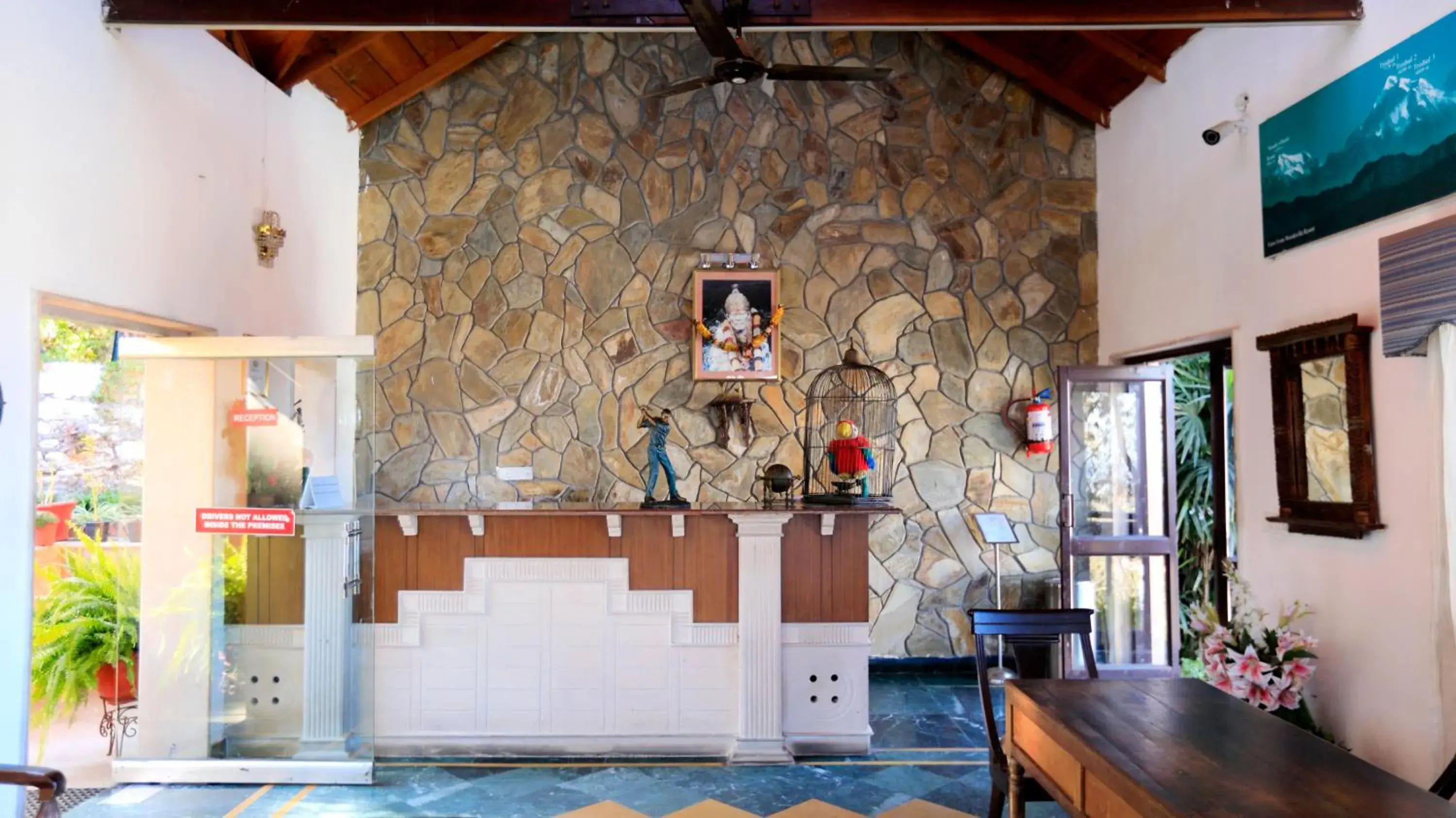 Lobby or reception in Woodsvilla Resort Ranikhet Lobby or reception in Woodsvilla Resort Ranikhet