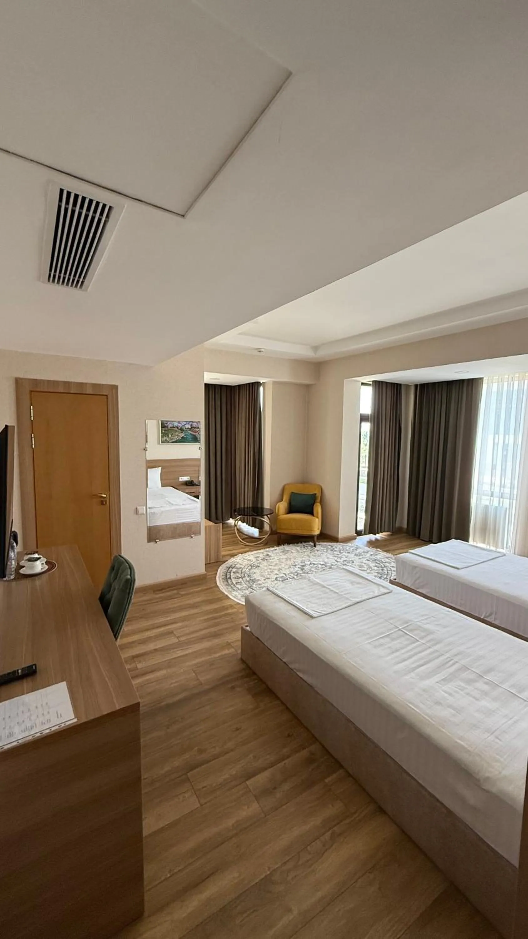 Bed in Saroy Gardens Hotel