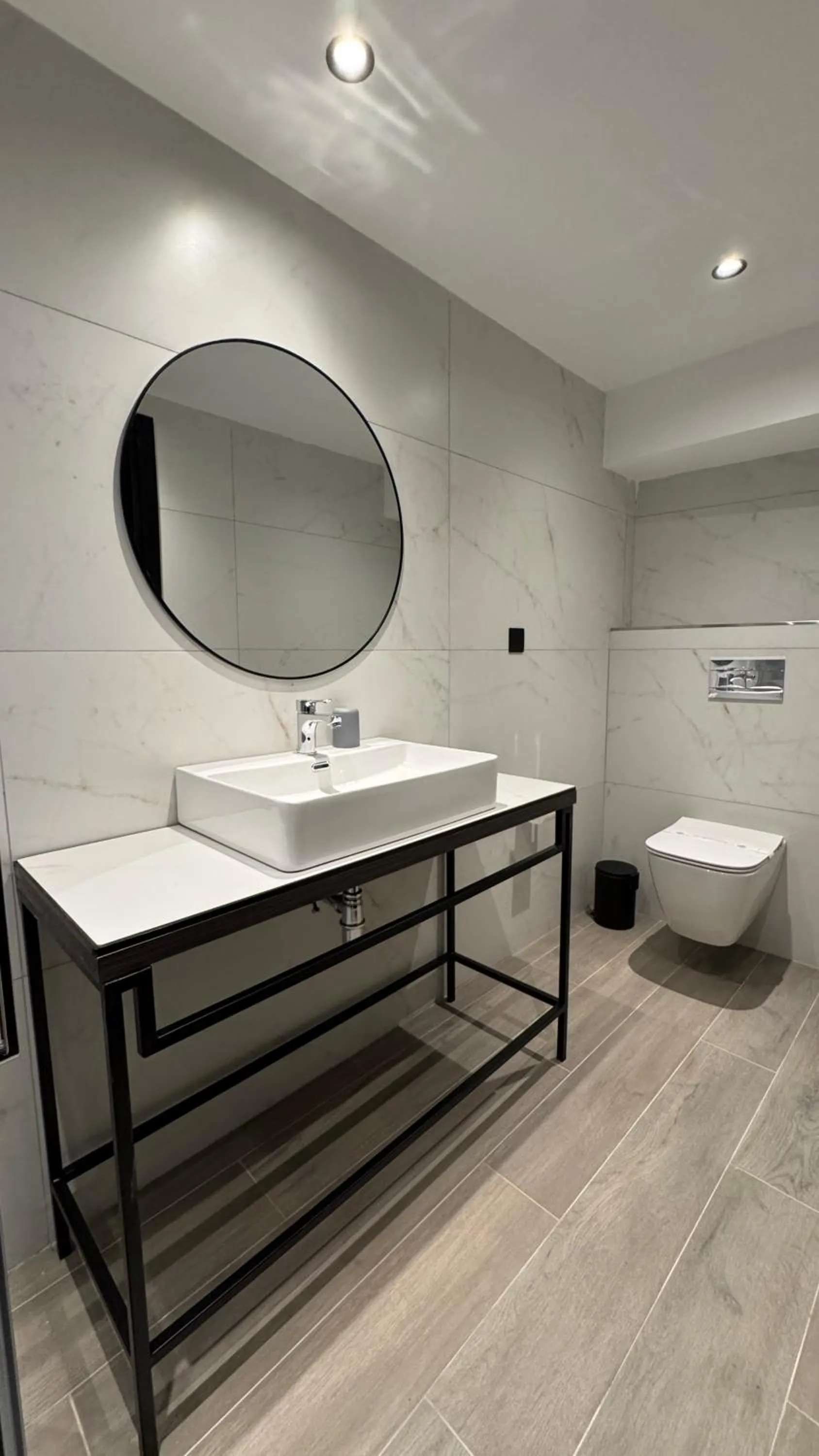 Shower in ASTE hotel