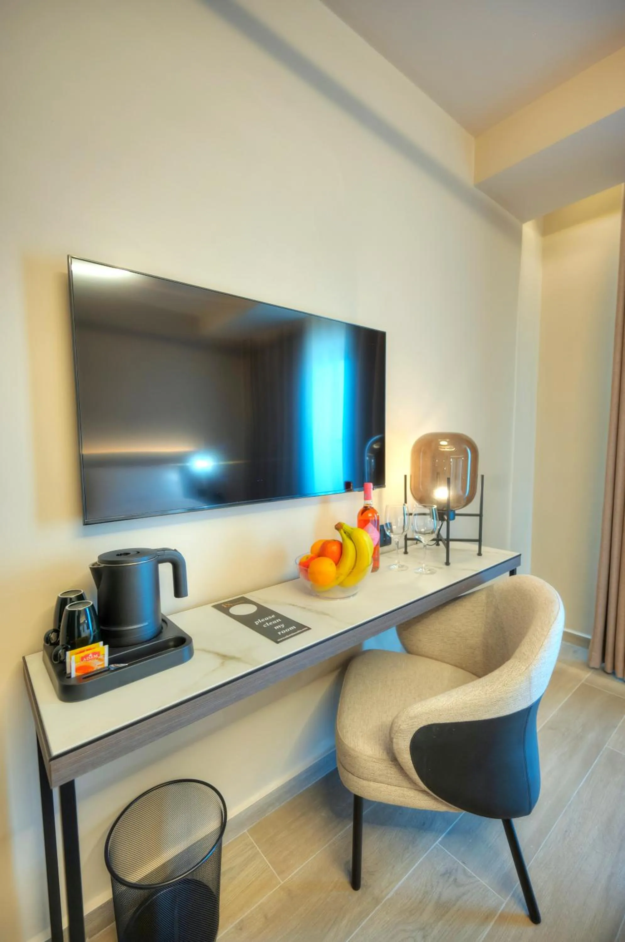 Coffee/tea facilities in ASTE hotel