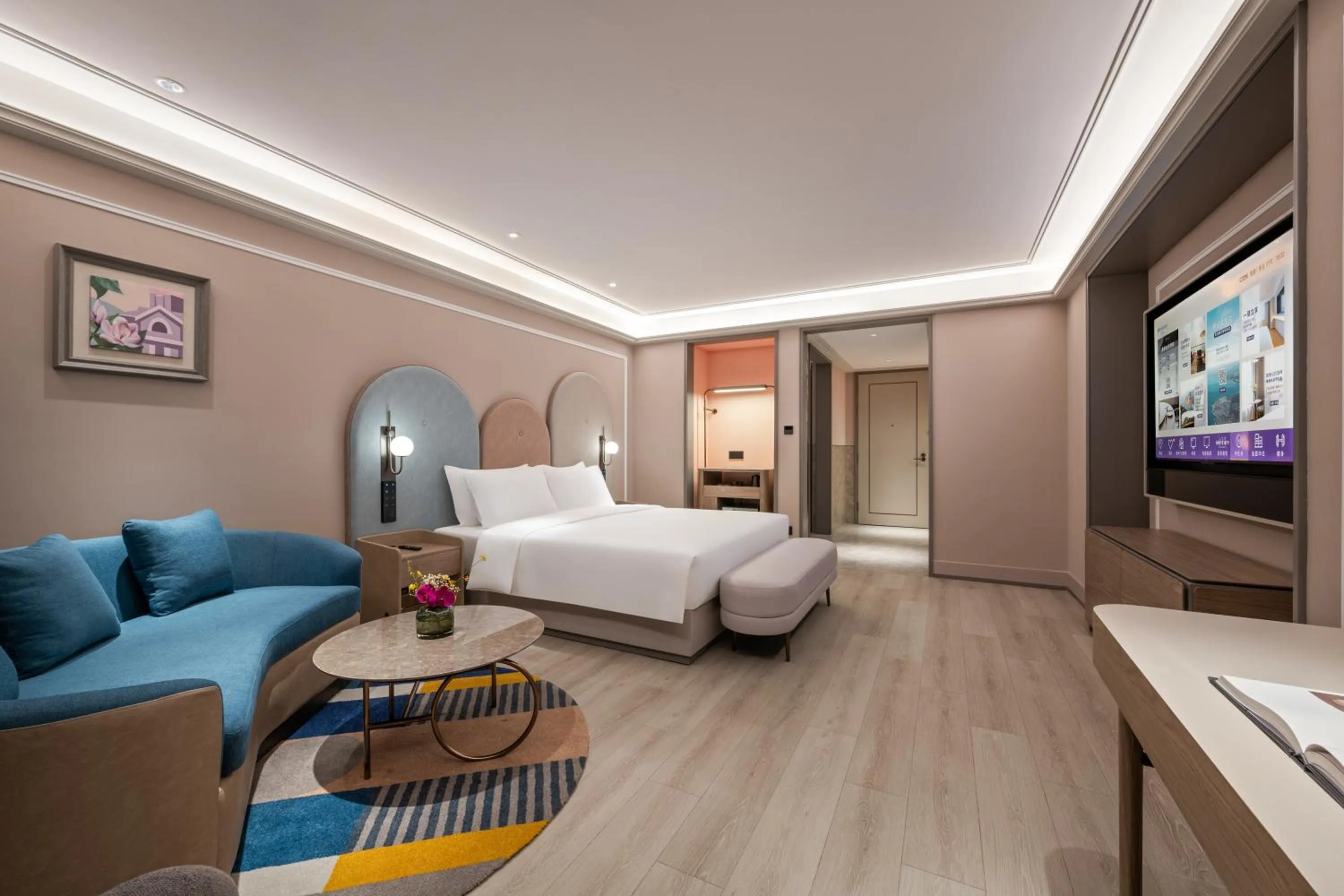 Photo of the whole room, Bed in Mercure Nantong Suxitong Riverside