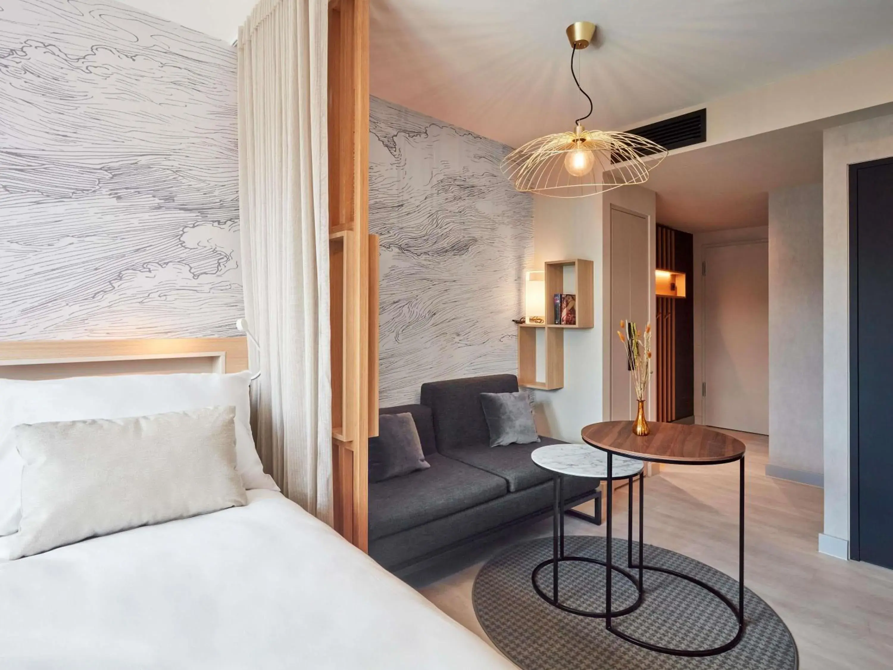 Bedroom, Bed in Aparthotel Adagio Stuttgart NeckarPark Bedroom, Bed in Aparthotel Adagio Stuttgart NeckarPark