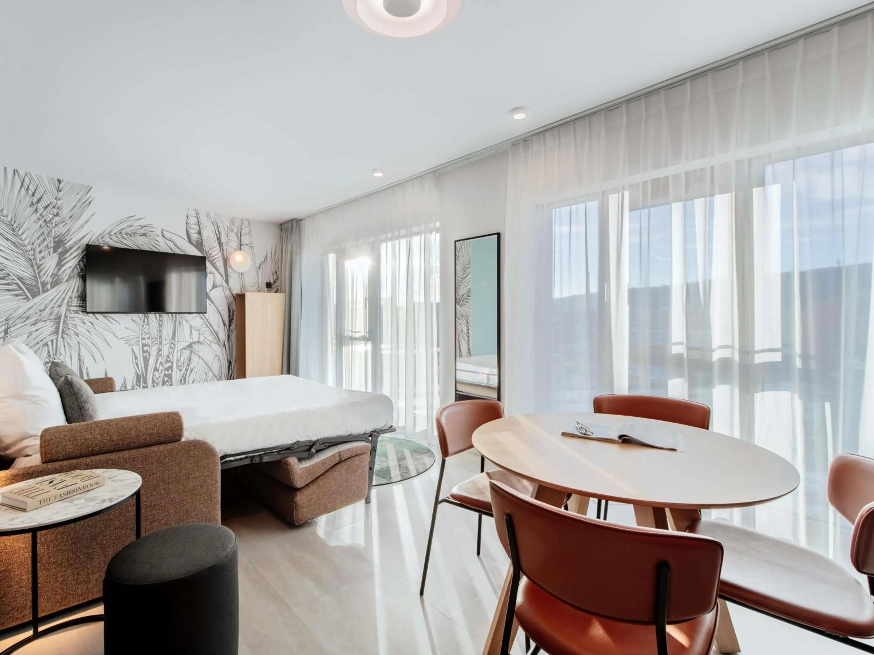 Bedroom, Bed in Aparthotel Adagio Stuttgart NeckarPark