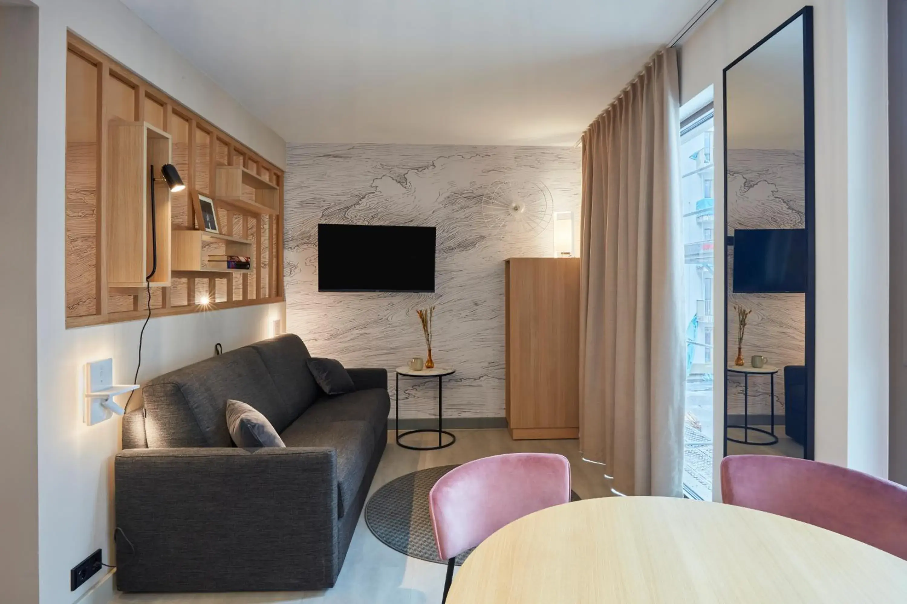 Living room in Aparthotel Adagio Stuttgart NeckarPark Living room in Aparthotel Adagio Stuttgart NeckarPark