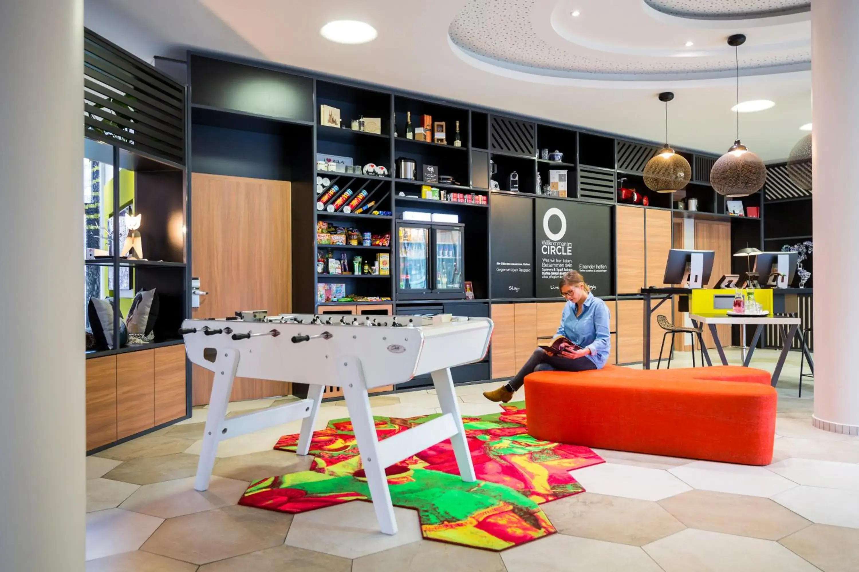 Lobby or reception in Aparthotel Adagio Stuttgart NeckarPark Lobby or reception in Aparthotel Adagio Stuttgart NeckarPark