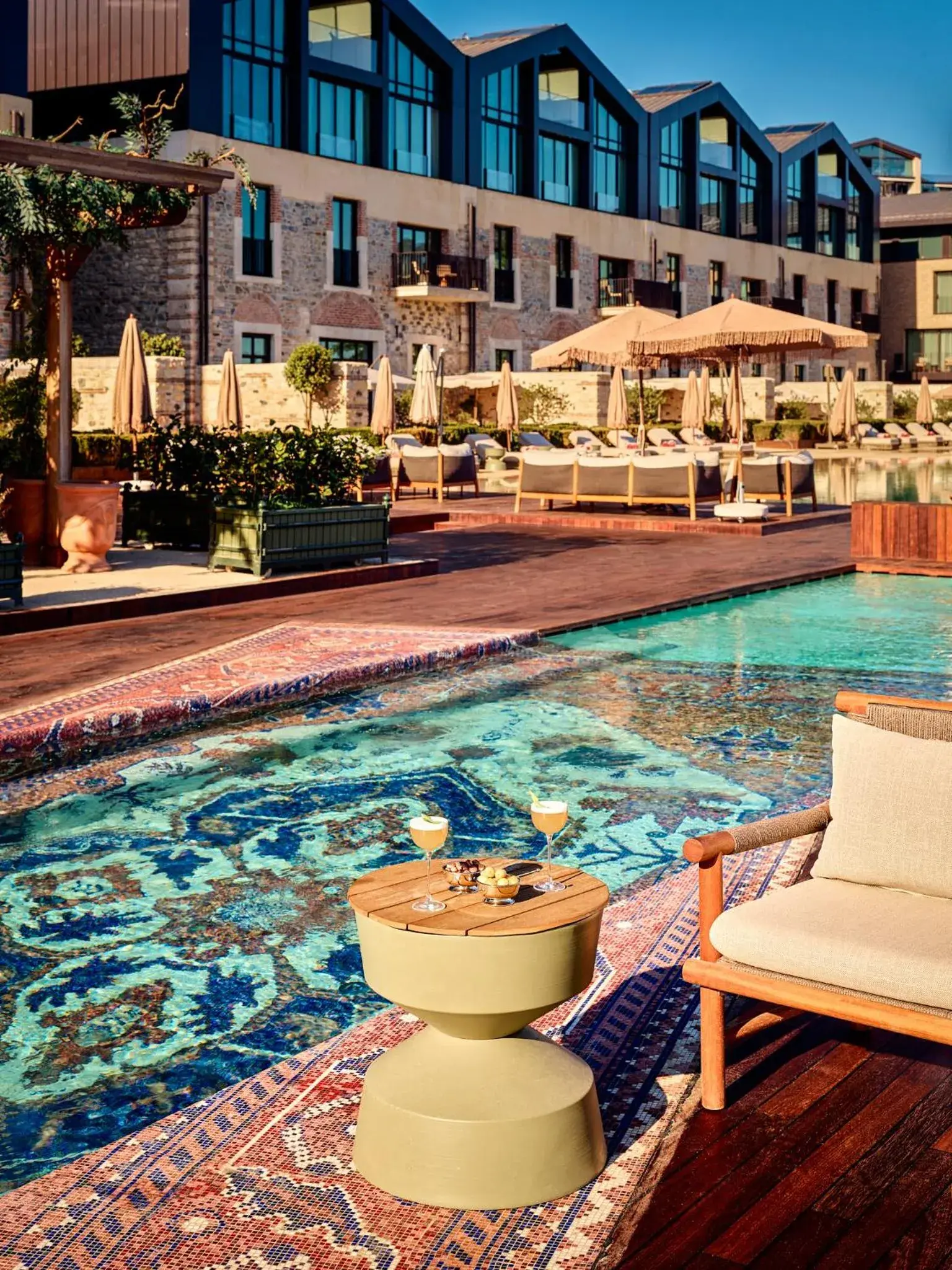 Swimming pool in Aliée Istanbul - A Paris Society Collection Hotel Swimming pool in Aliée Istanbul - A Paris Society Collection Hotel