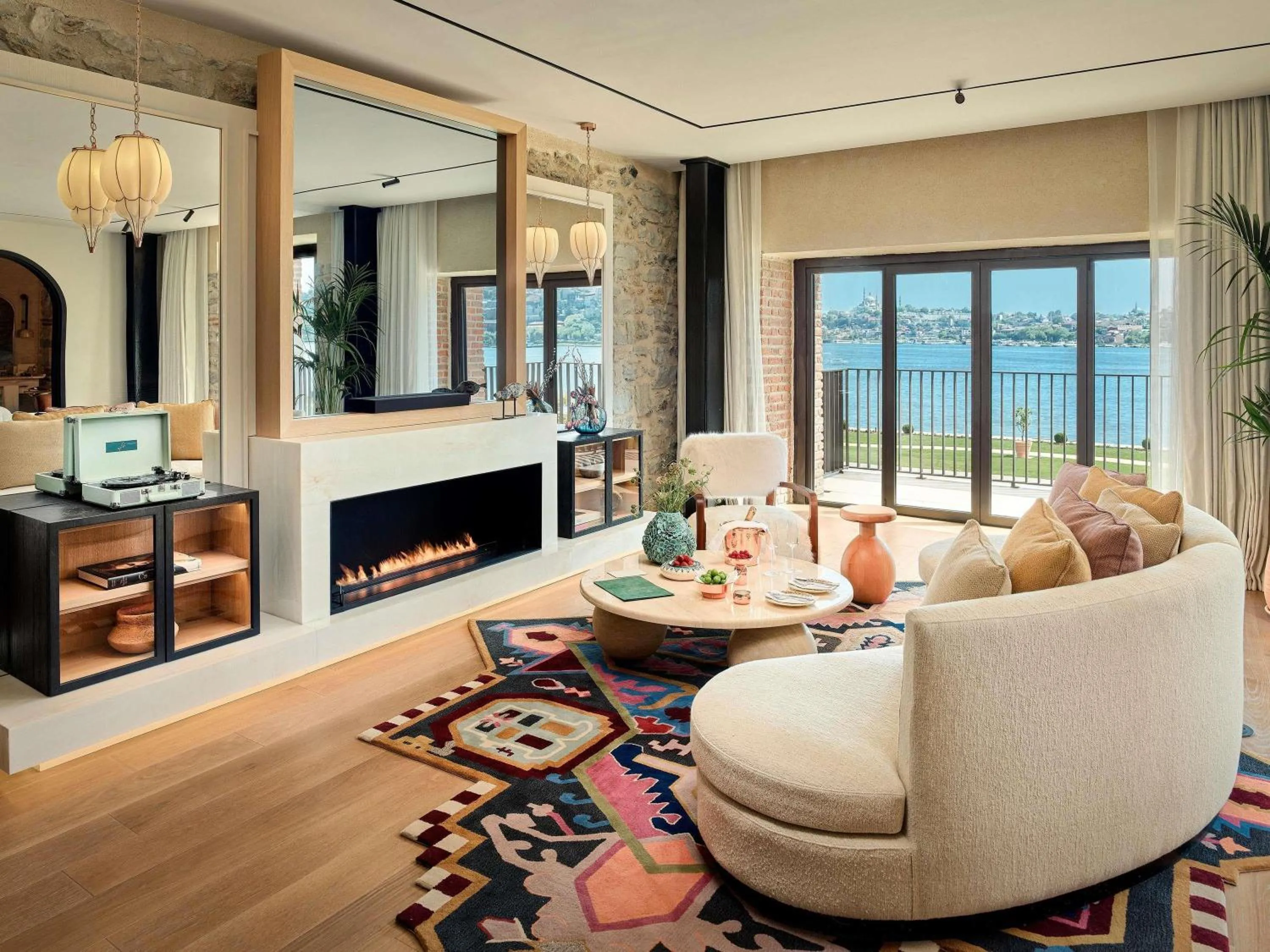 Photo of the whole room in Aliée Istanbul - A Paris Society Collection Hotel