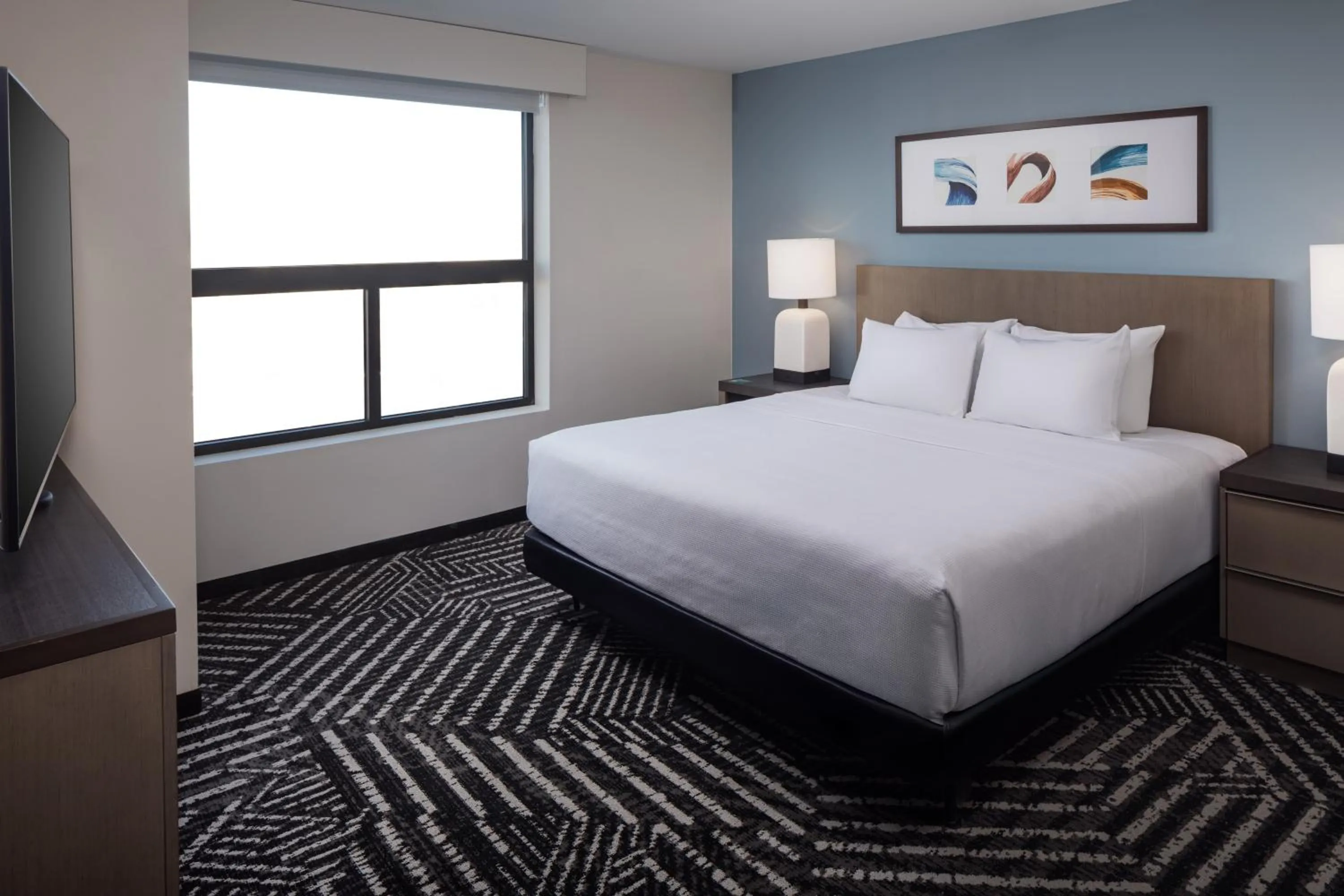 Bed in Hyatt House Royal Oak / Birmingham