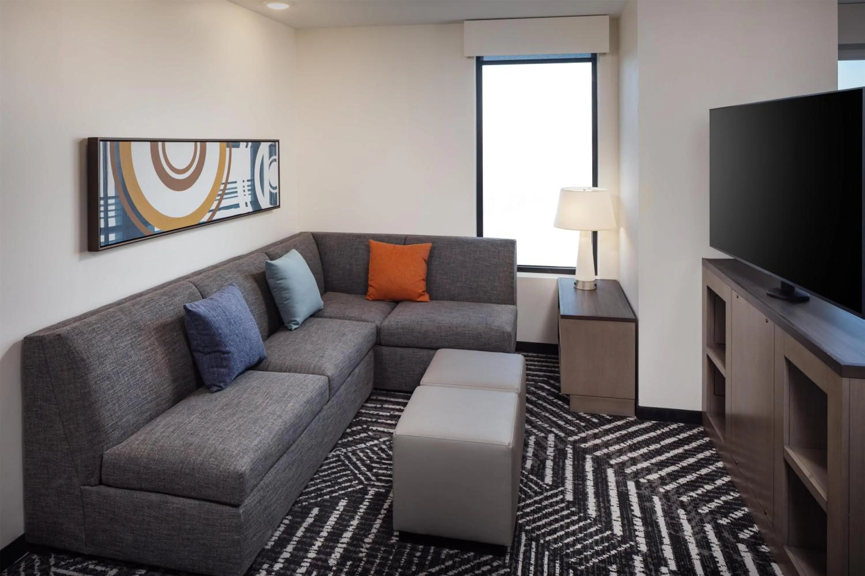 Bedroom in Hyatt House Royal Oak / Birmingham
