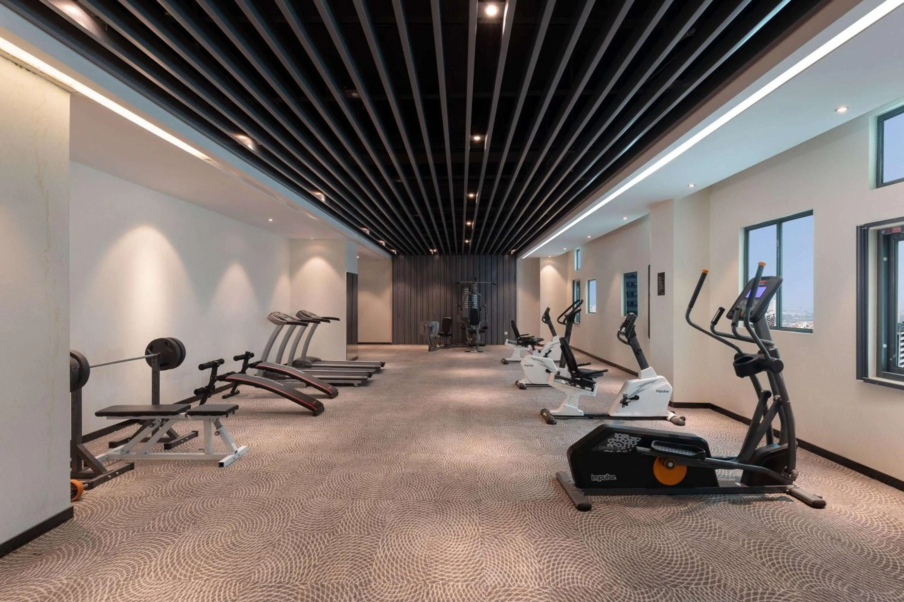 Ramada by Wyndham Zhenjiang Dagang New District