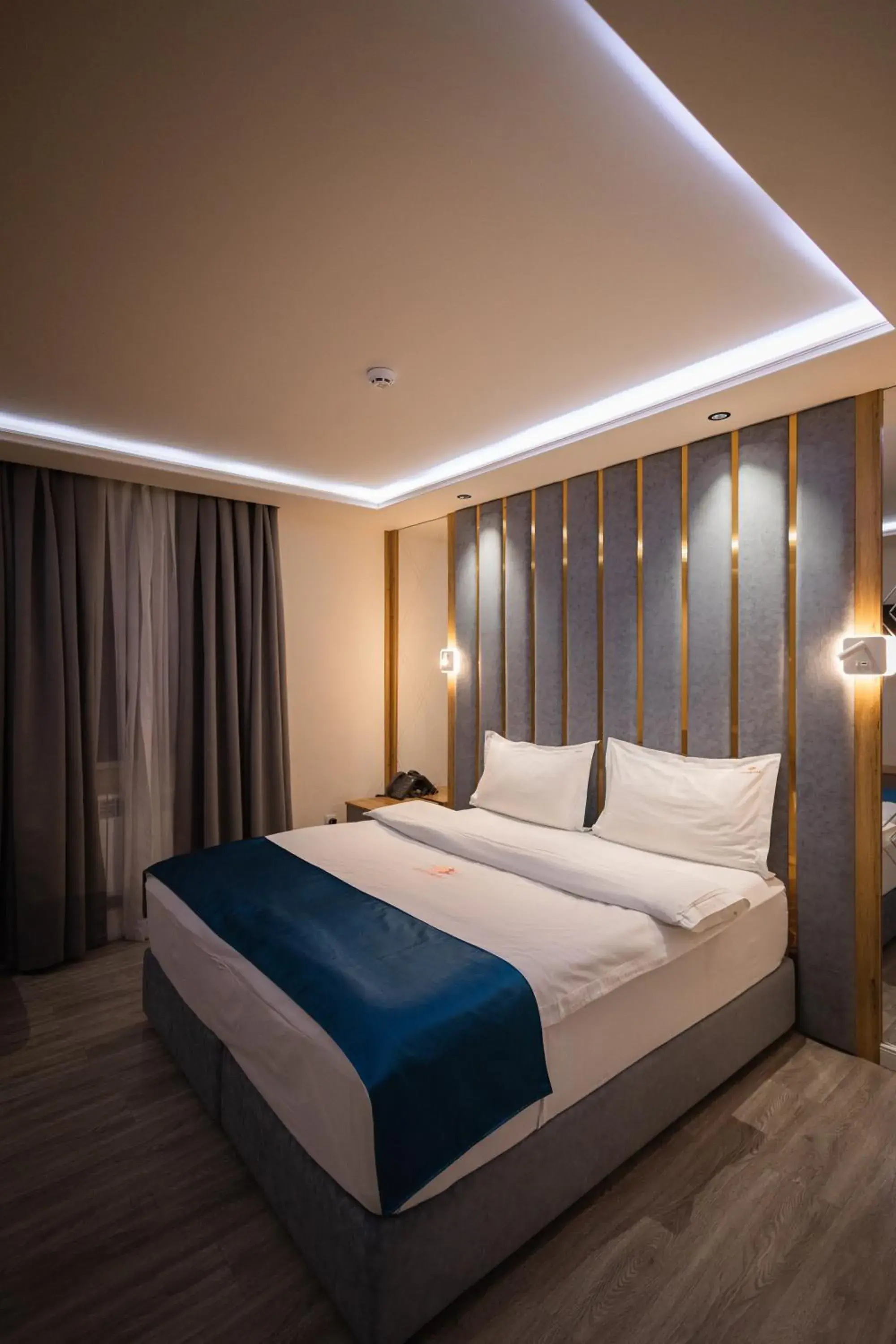 Double Room - single occupancy in LakeSide Hotel by EDEN Group Double Room - single occupancy in LakeSide Hotel by EDEN Group