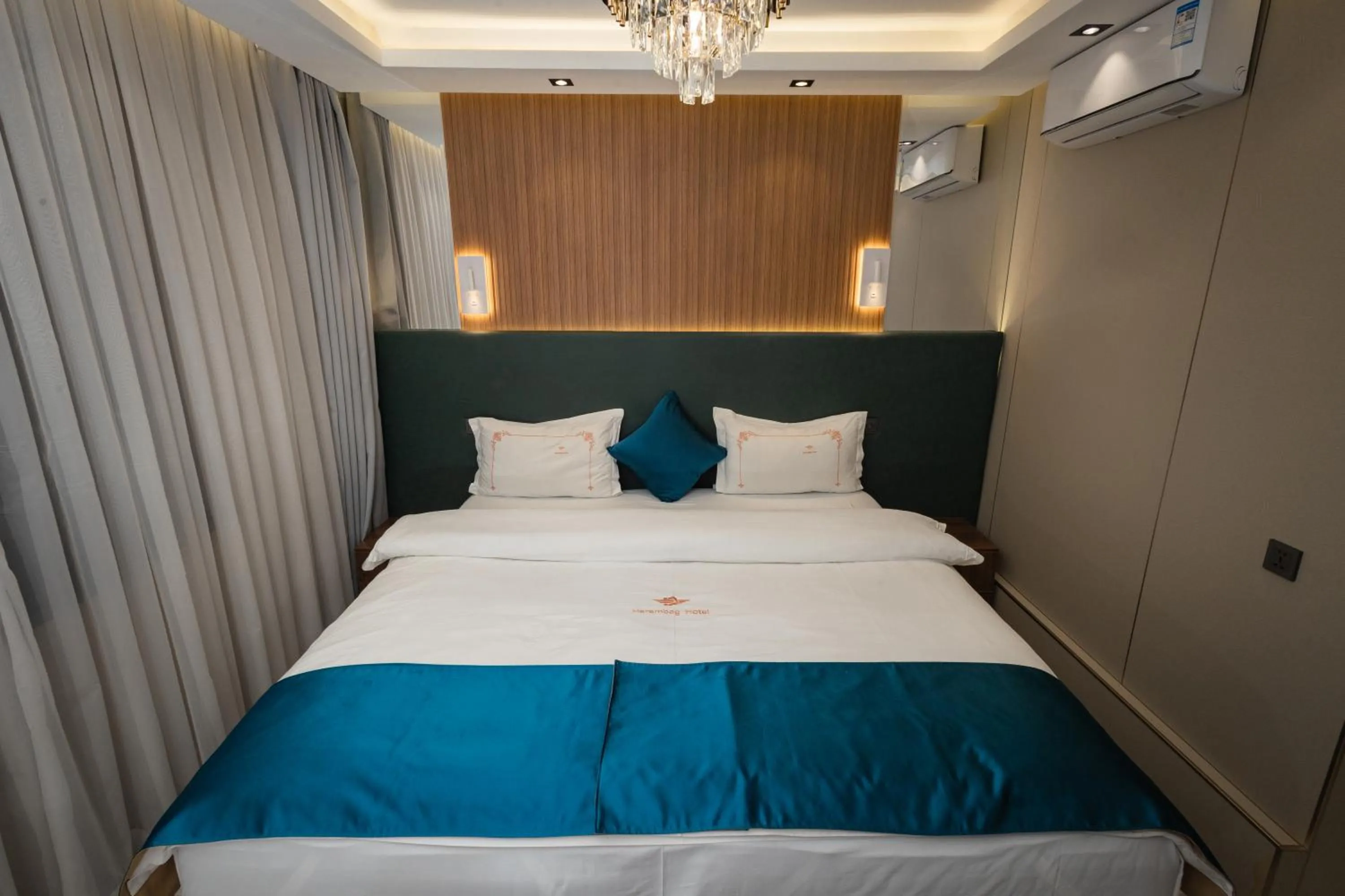 Bed in LakeSide Hotel by EDEN Group