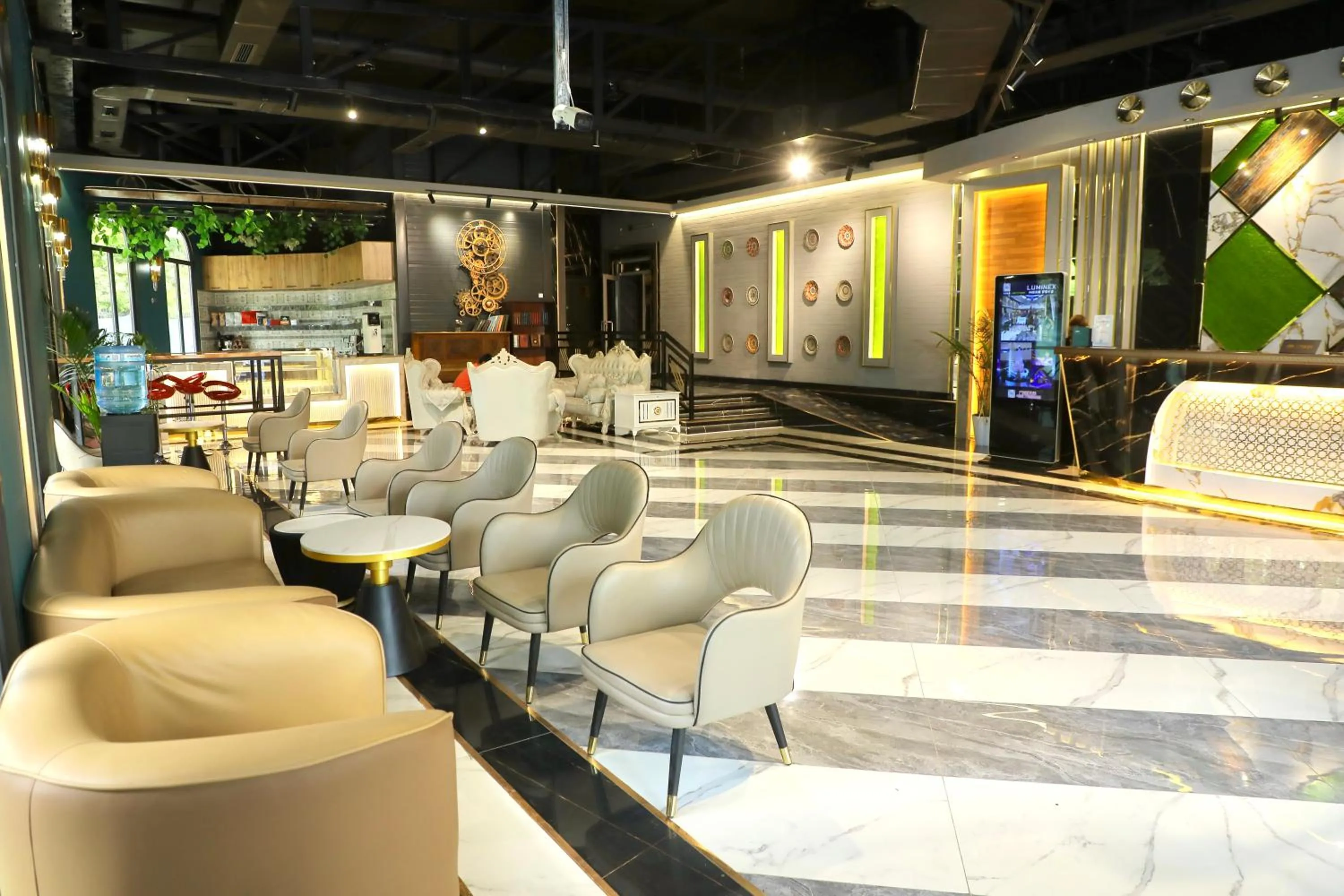 LakeSide Hotel by EDEN Group