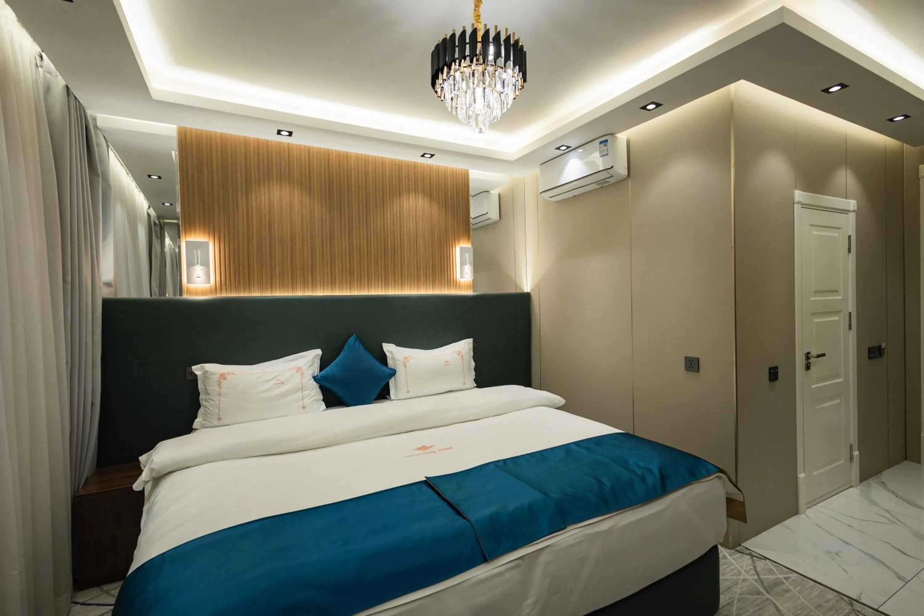 Bed in LakeSide Hotel by EDEN Group
