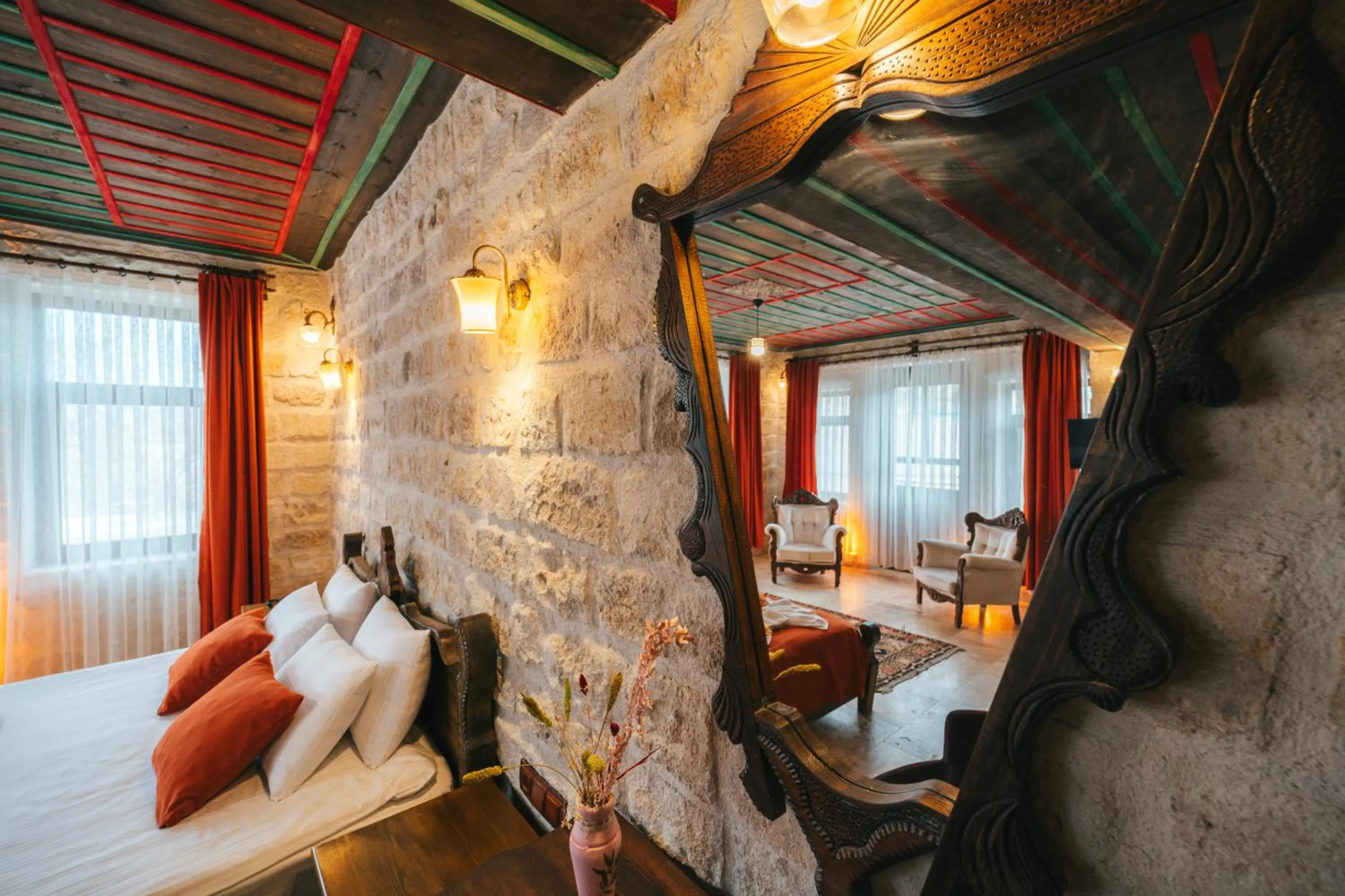 Bed in Cappatria Cave House