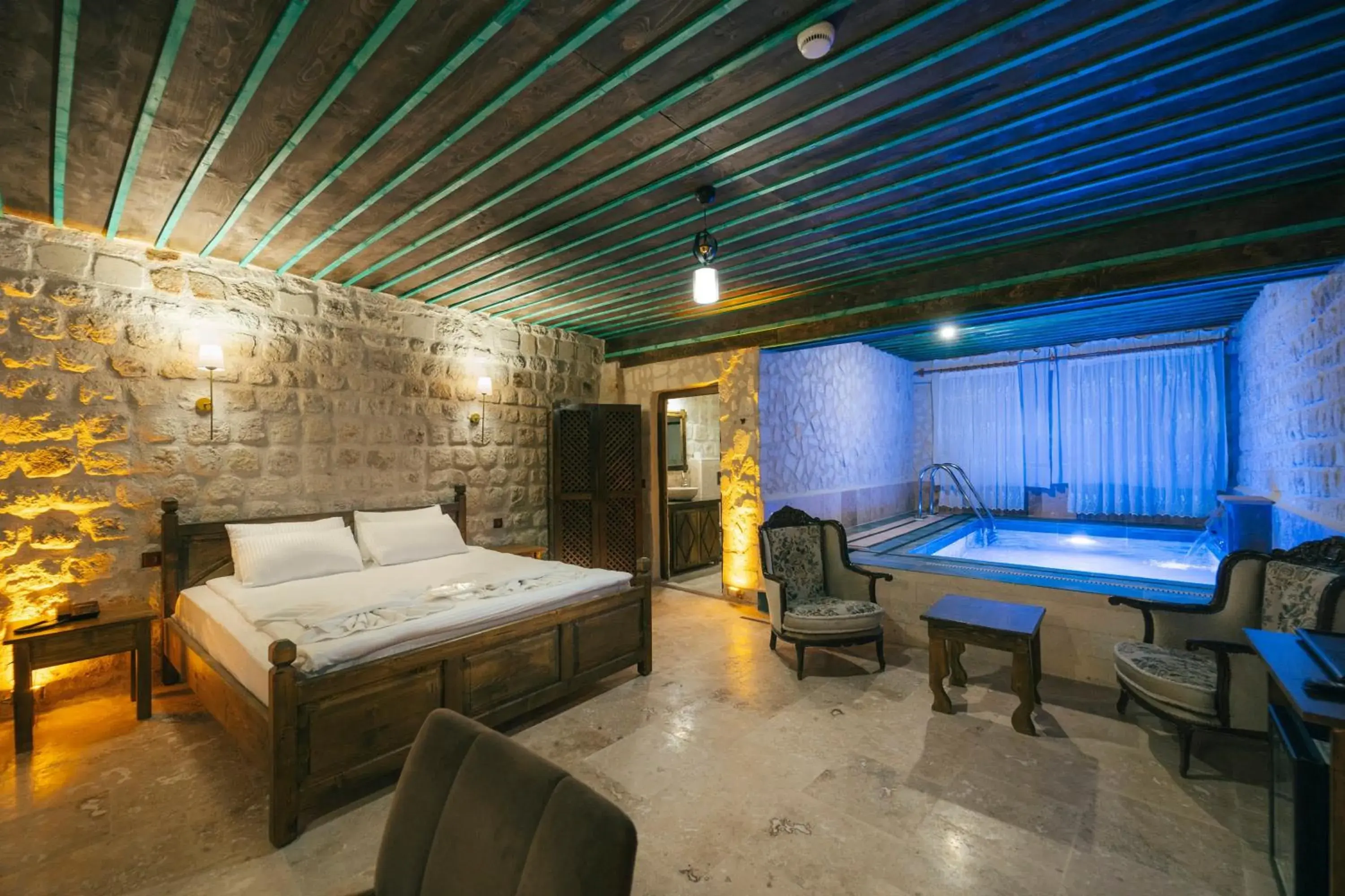 Deluxe King Room in Cappatria Cave House Deluxe King Room in Cappatria Cave House