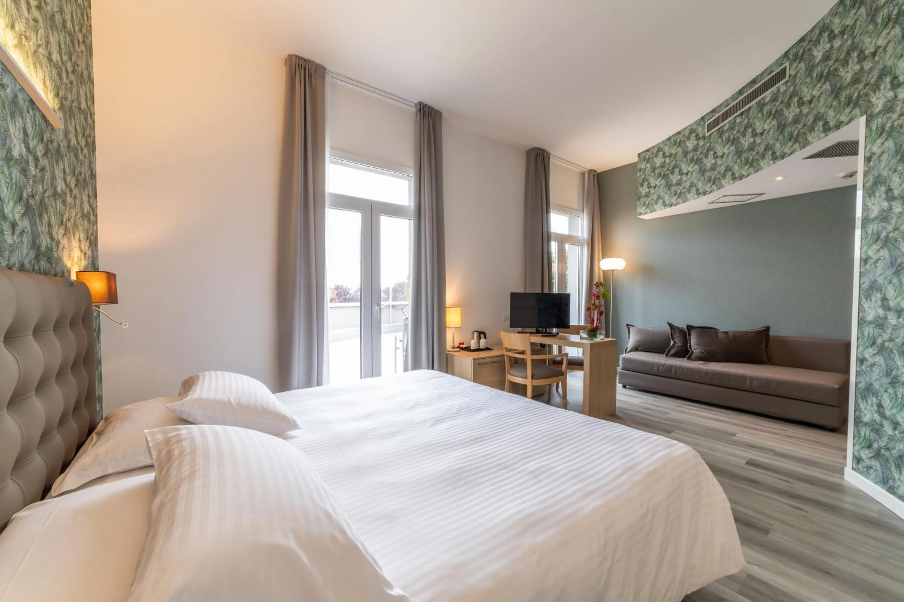 Bed in Hotel Mioni Royal San