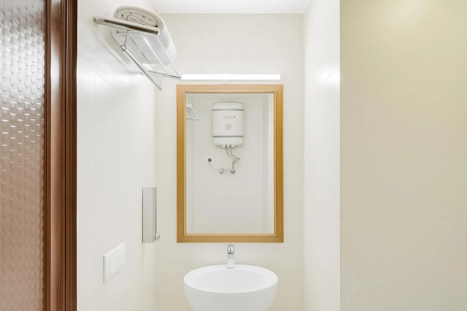 Toilet in Hotel Samrat - On Mall Road