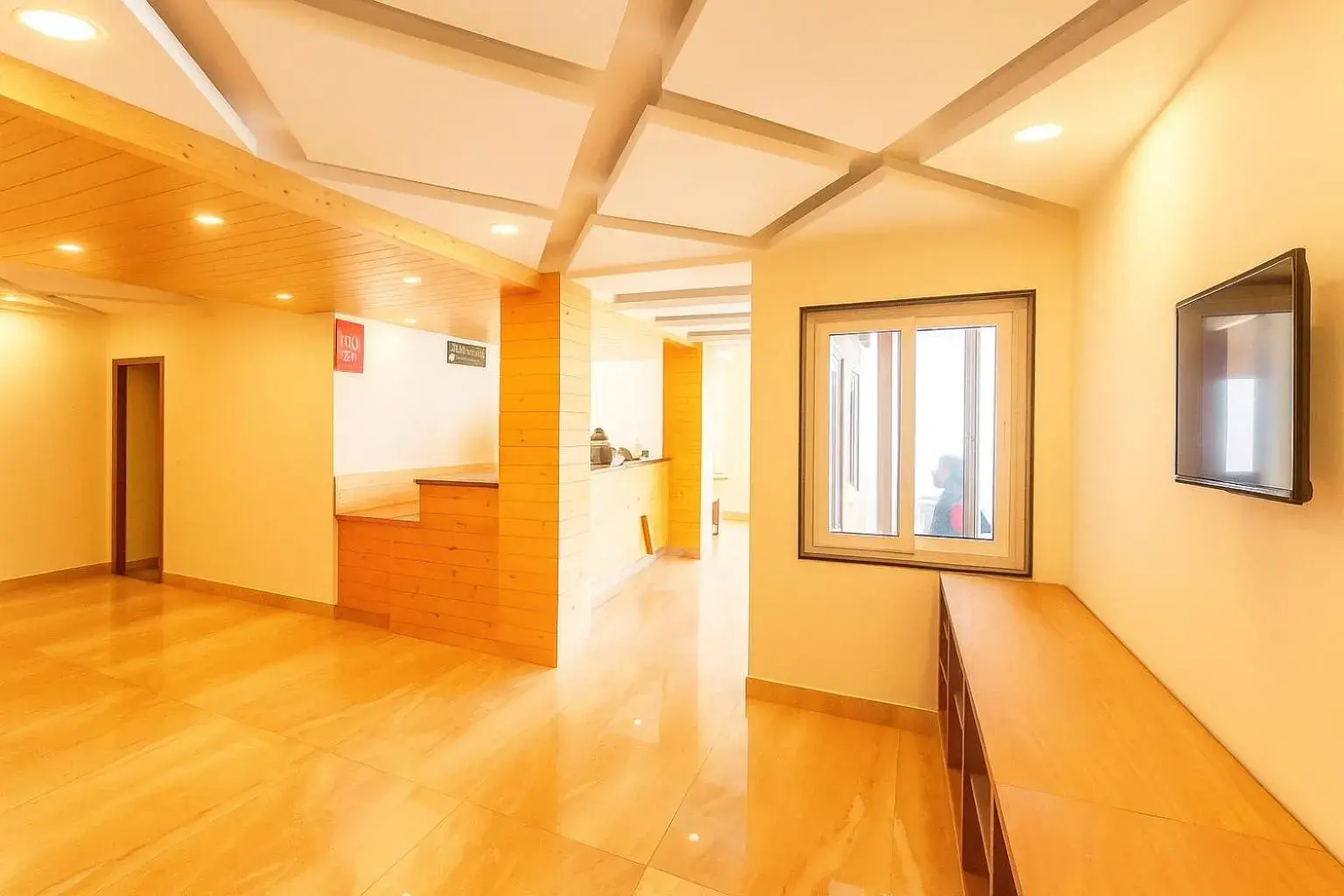 Lobby or reception in Hotel Samrat - On Mall Road Lobby or reception in Hotel Samrat - On Mall Road