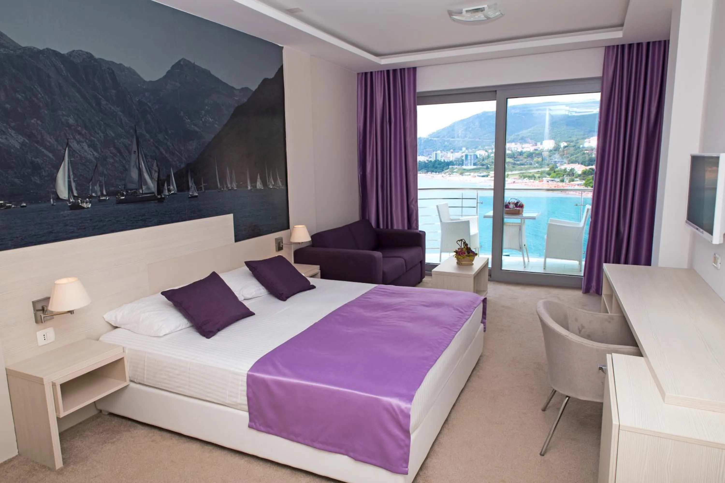 Photo of the whole room, Bed in Hotel Ponta Nova