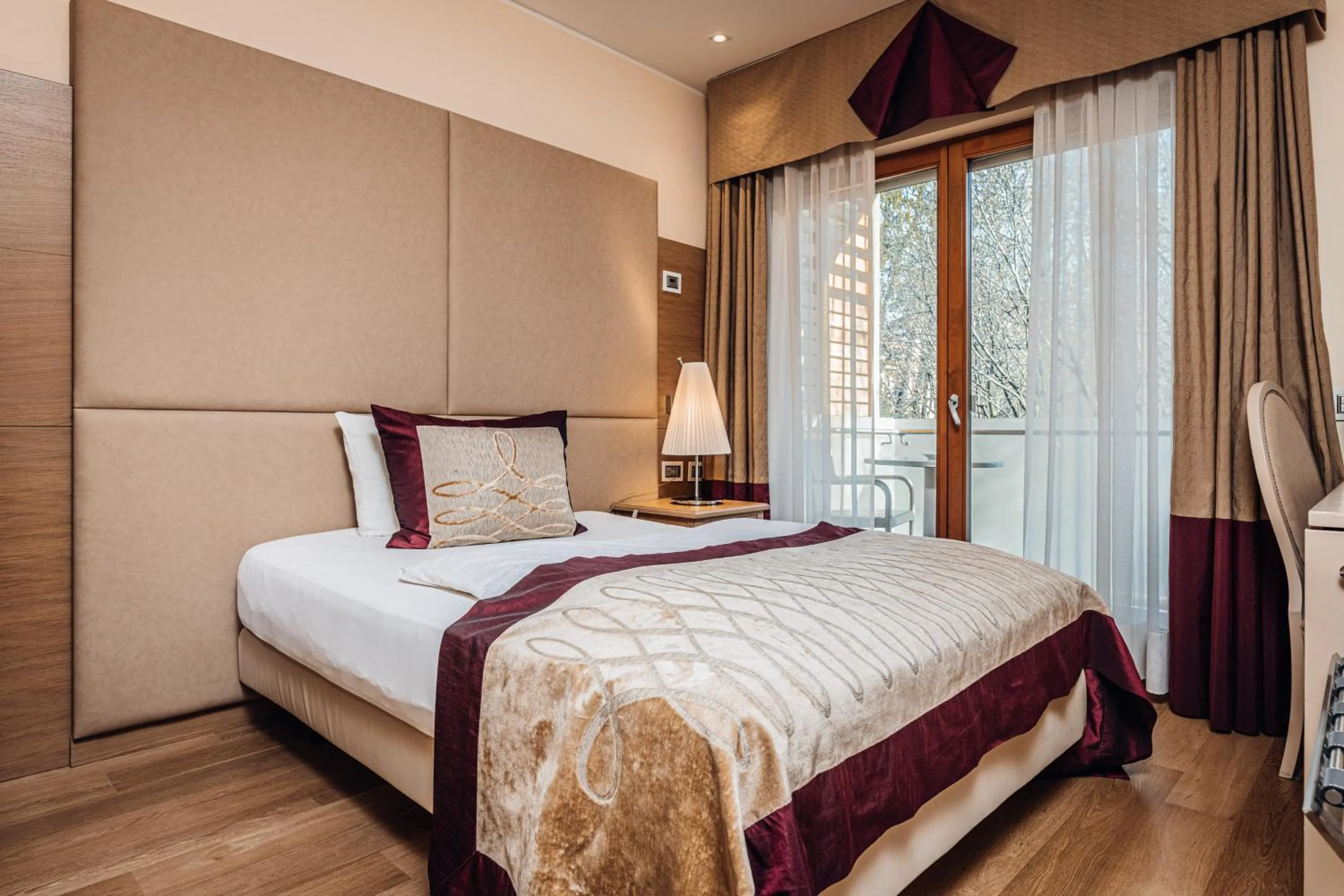 Bed in Hotel Villa Madruzzo