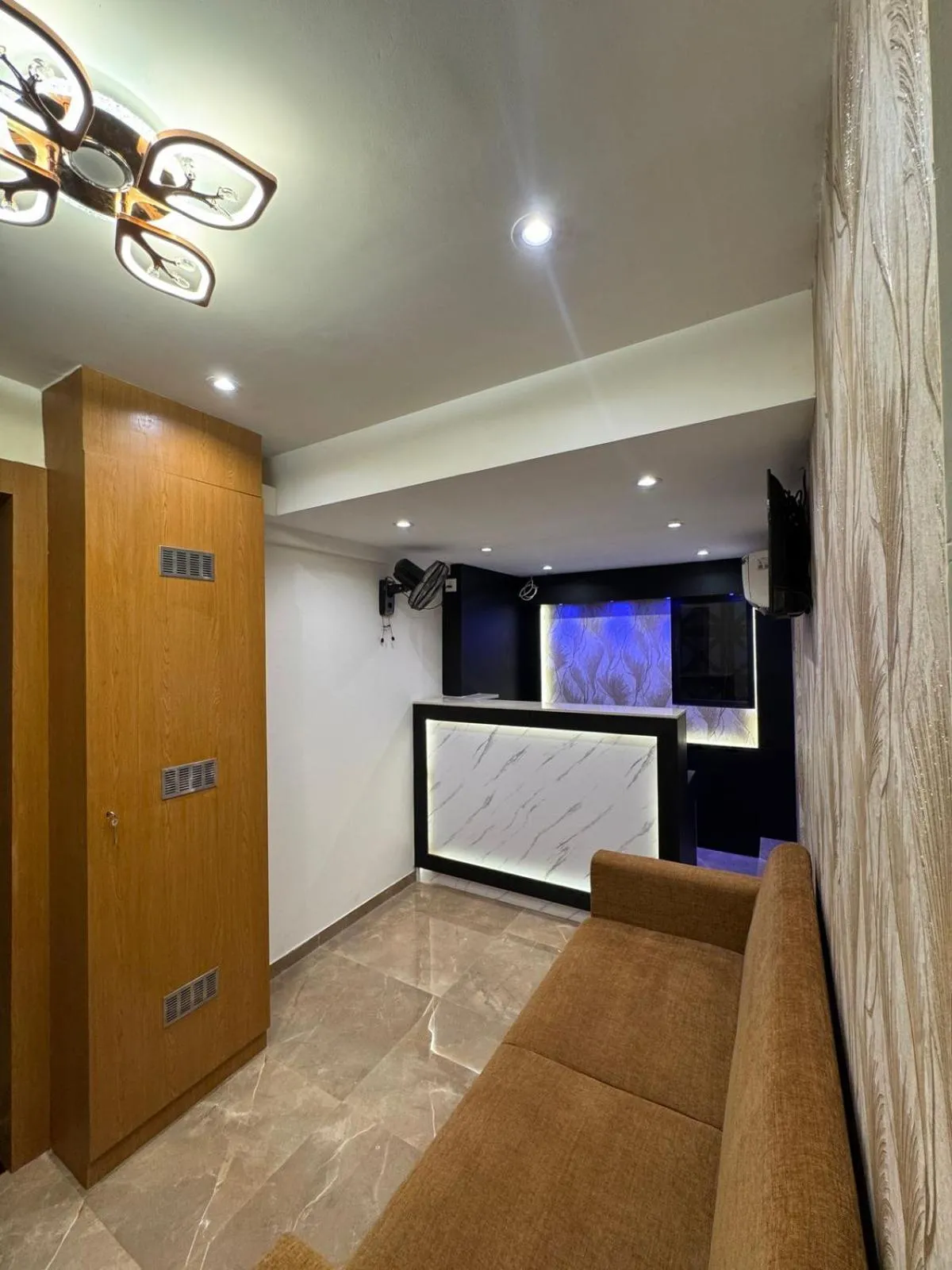 TV and multimedia in Hotel Cliff Garden