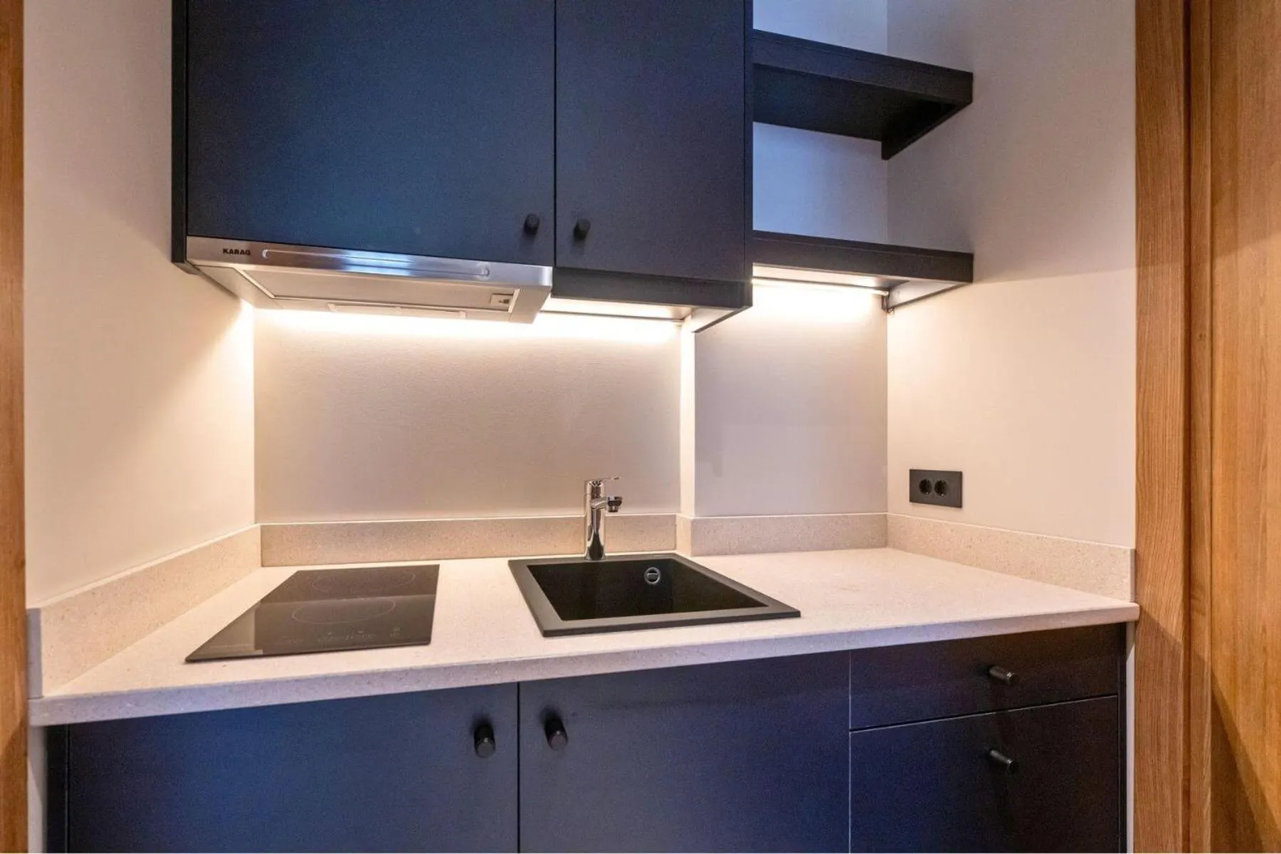 Property building in Achinos - Kalamata Mediterranean Suites