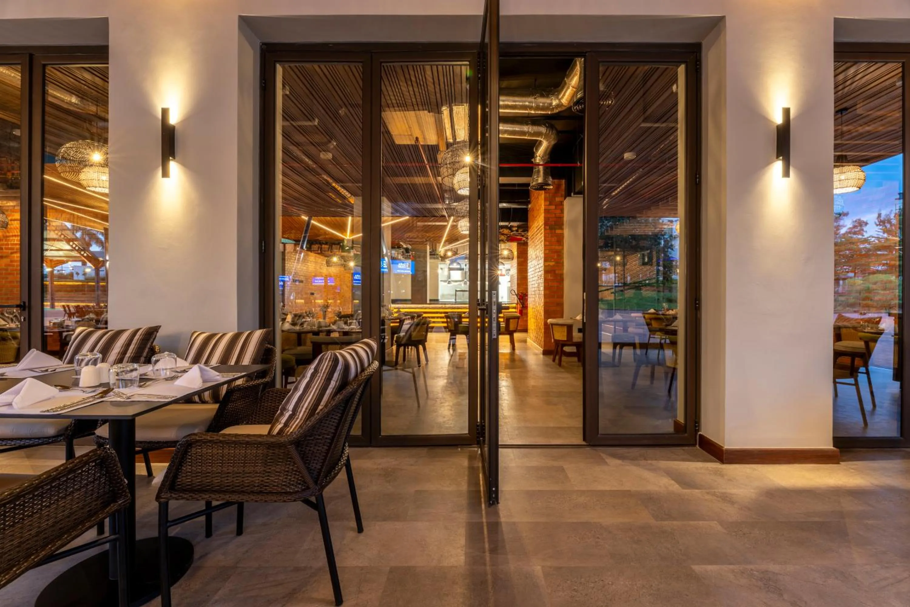 Restaurant/places to eat in Zaria Court Kigali, Tapestry Collection by Hilton