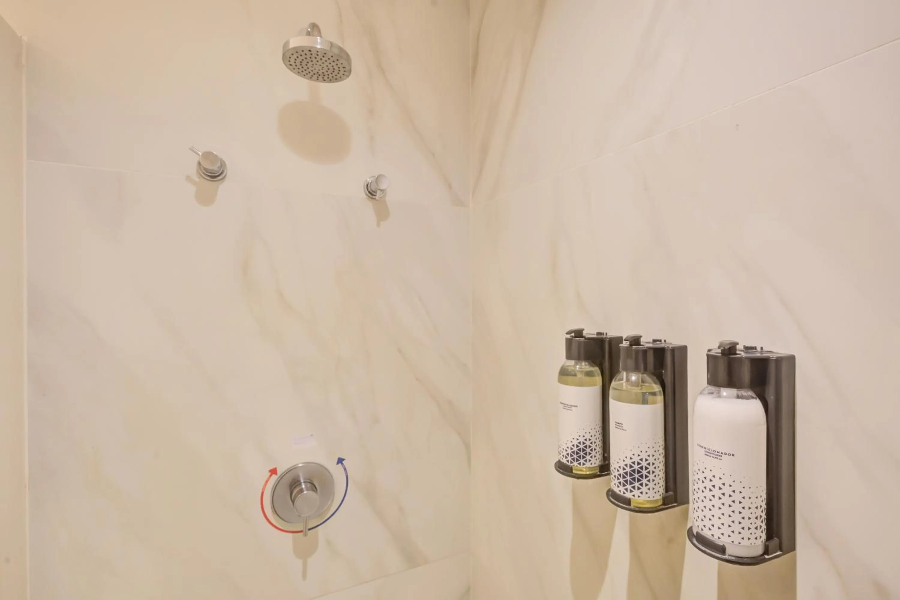 Shower in Hampton by Hilton Guarulhos Airport