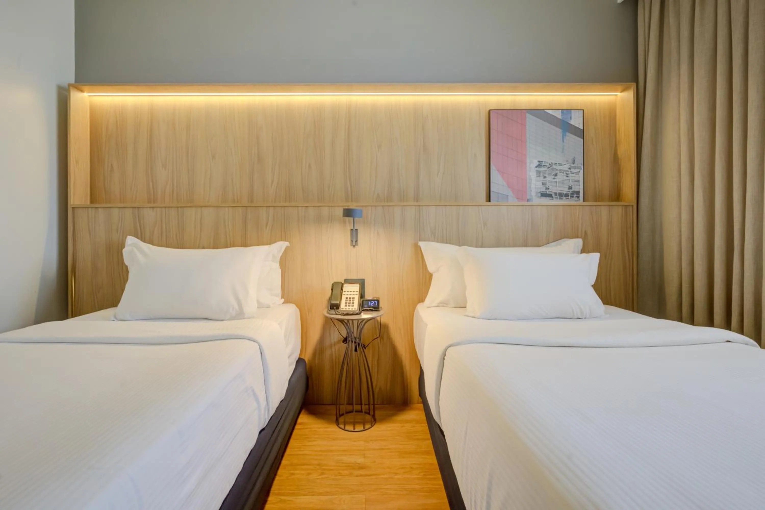 Bed in Hampton by Hilton Guarulhos Airport