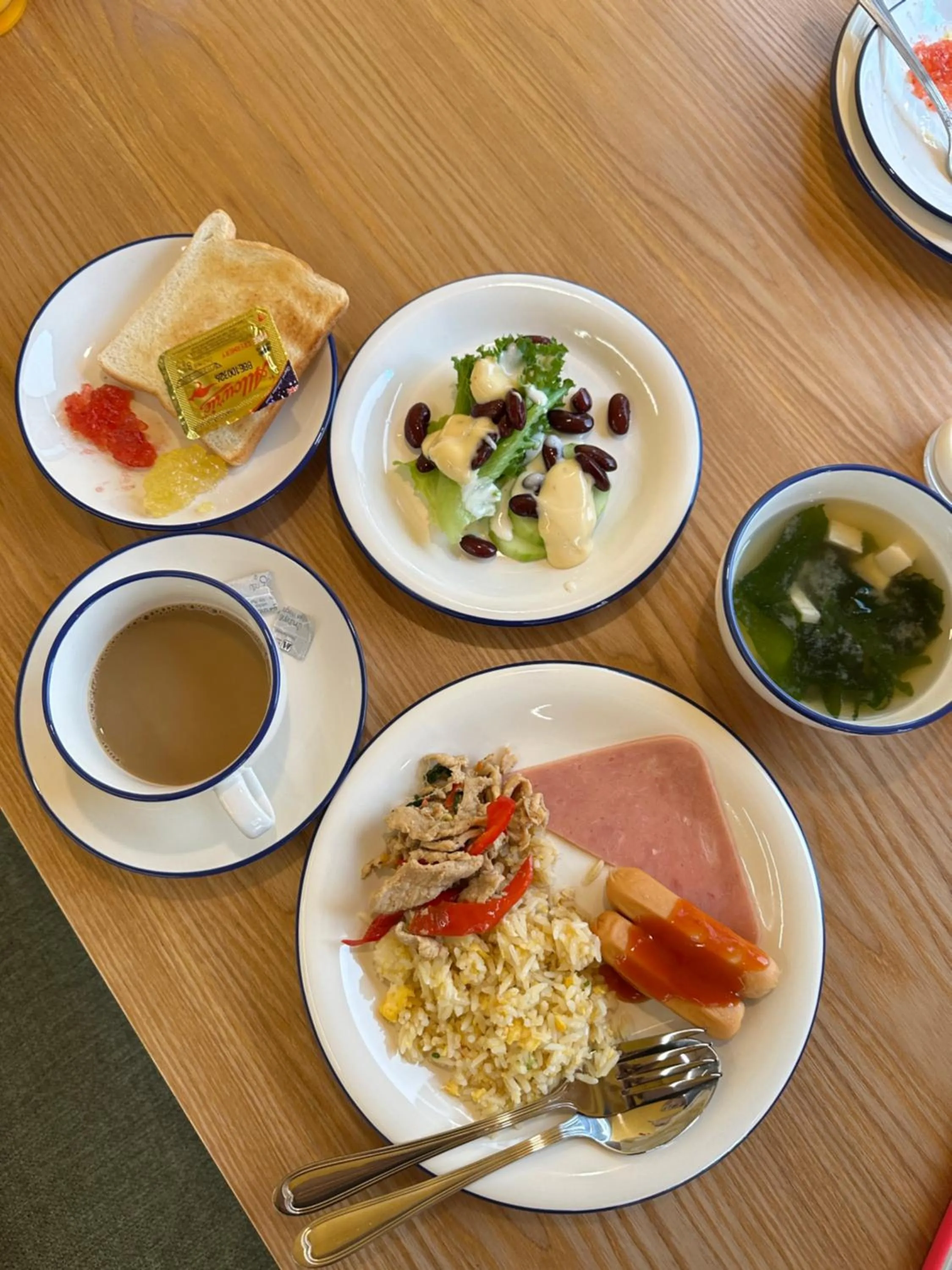 Buffet breakfast in VELA be Bangkok Siam