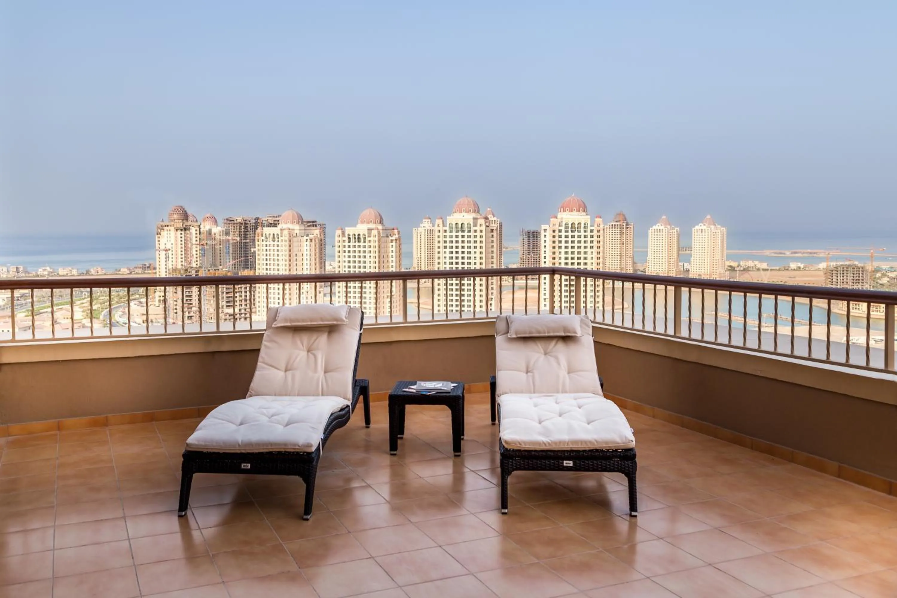 Balcony/Terrace in Sedra Arjaan by Rotana