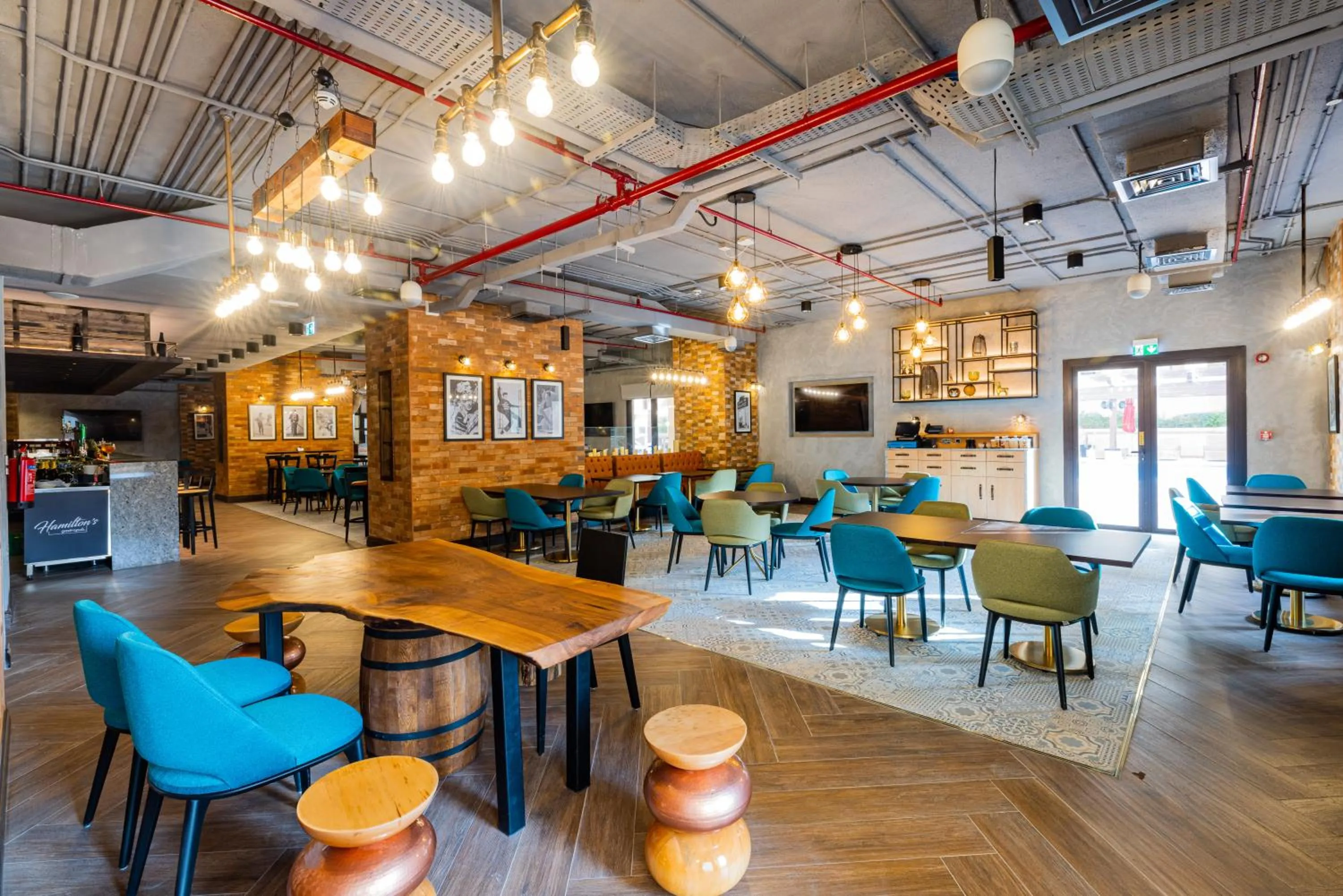 Restaurant/places to eat in Sedra Arjaan by Rotana