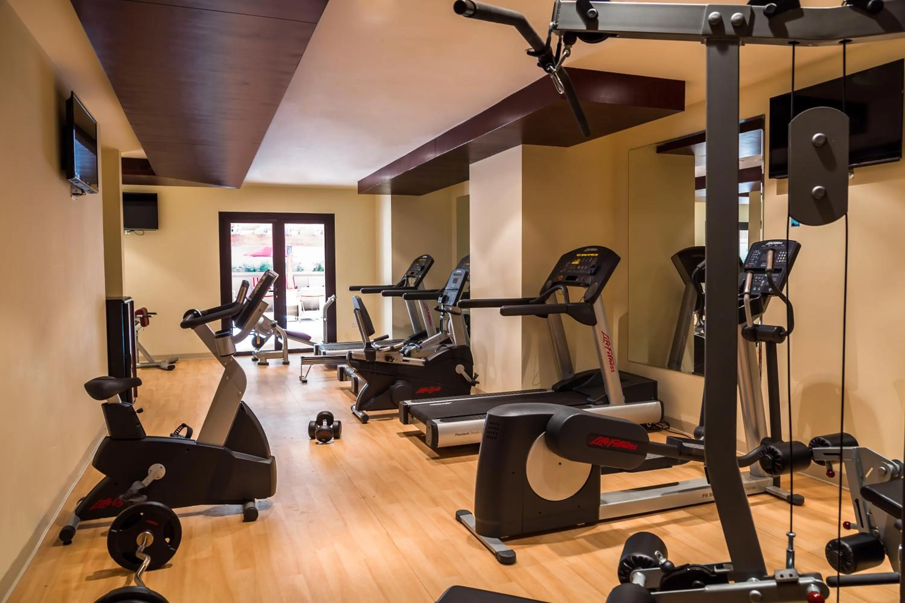 Fitness centre/facilities in Sedra Arjaan by Rotana
