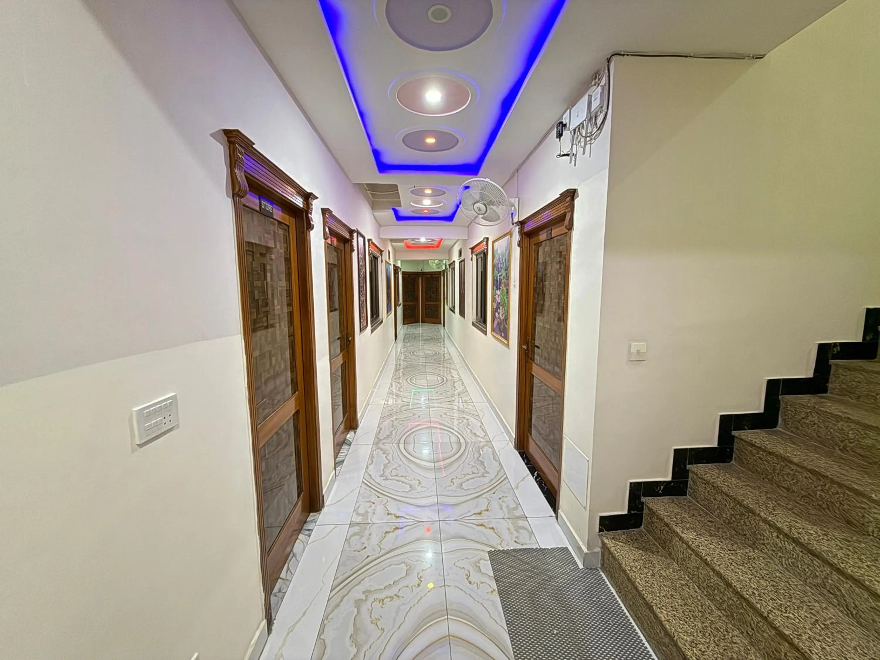 Floor plan in Serene Elegance Hotel