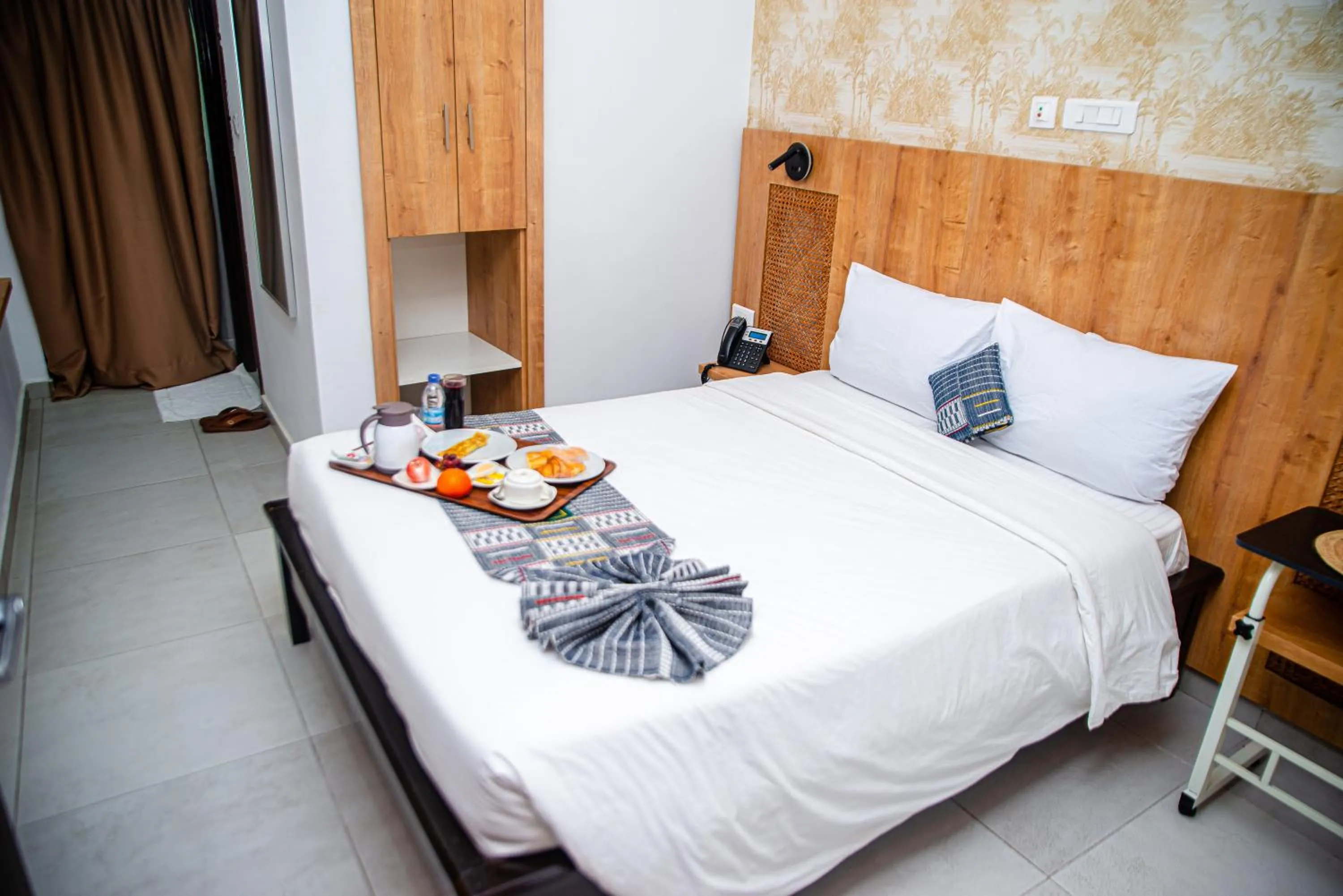 Bed in Hotel Yatchenin Abidjan