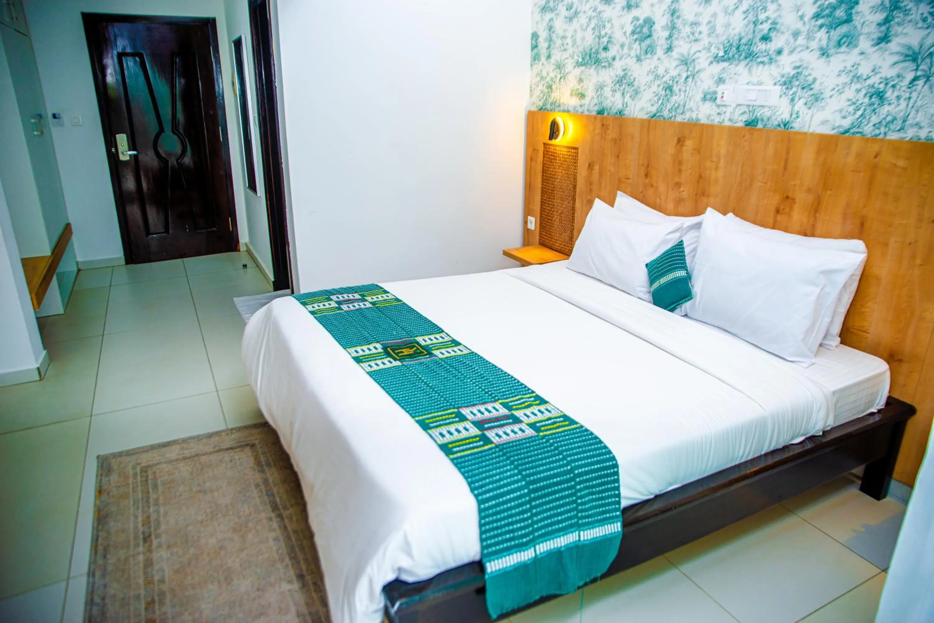 Bed in Hotel Yatchenin Abidjan