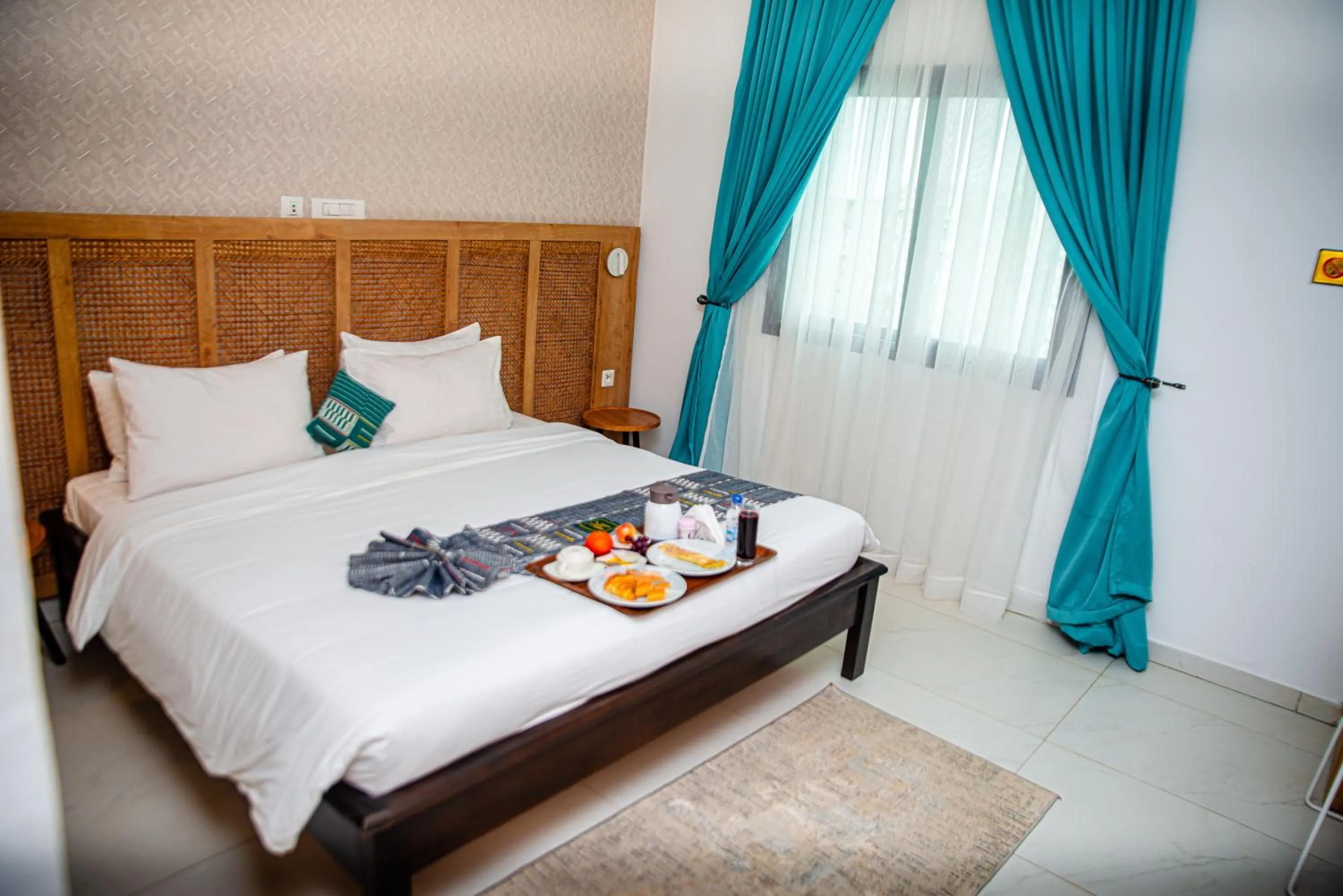 Bed in Hotel Yatchenin Abidjan