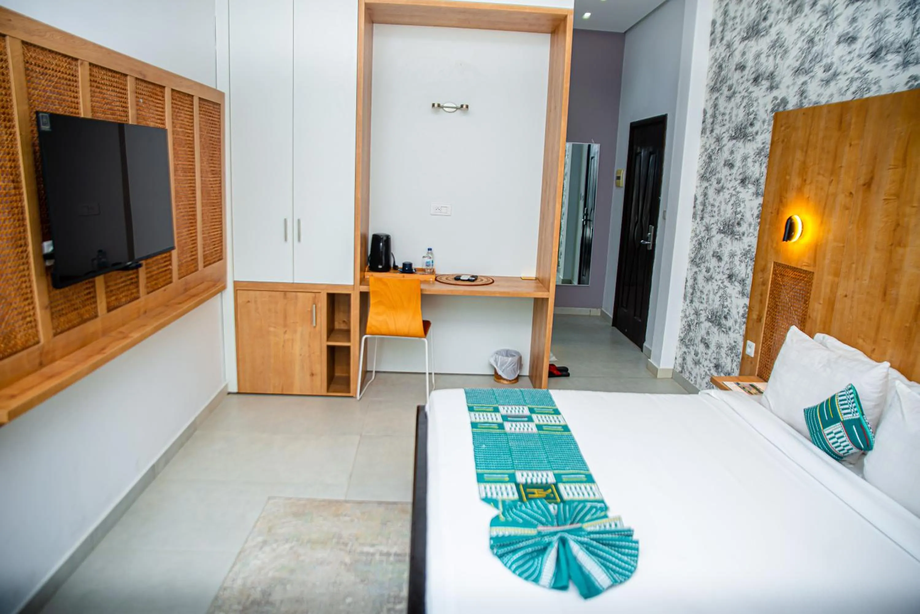 Bed in Hotel Yatchenin Abidjan