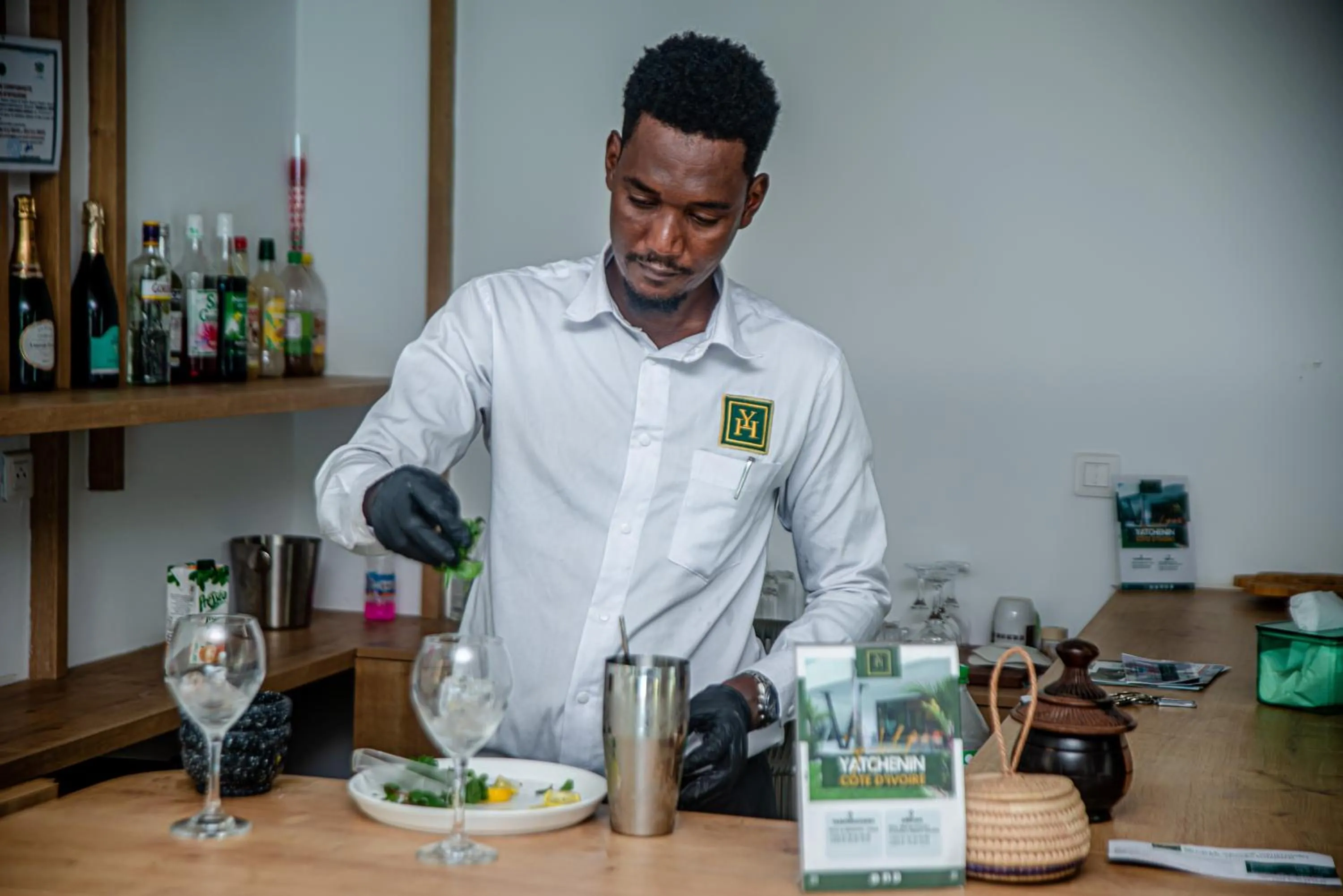 Lounge or bar in Hotel Yatchenin Abidjan