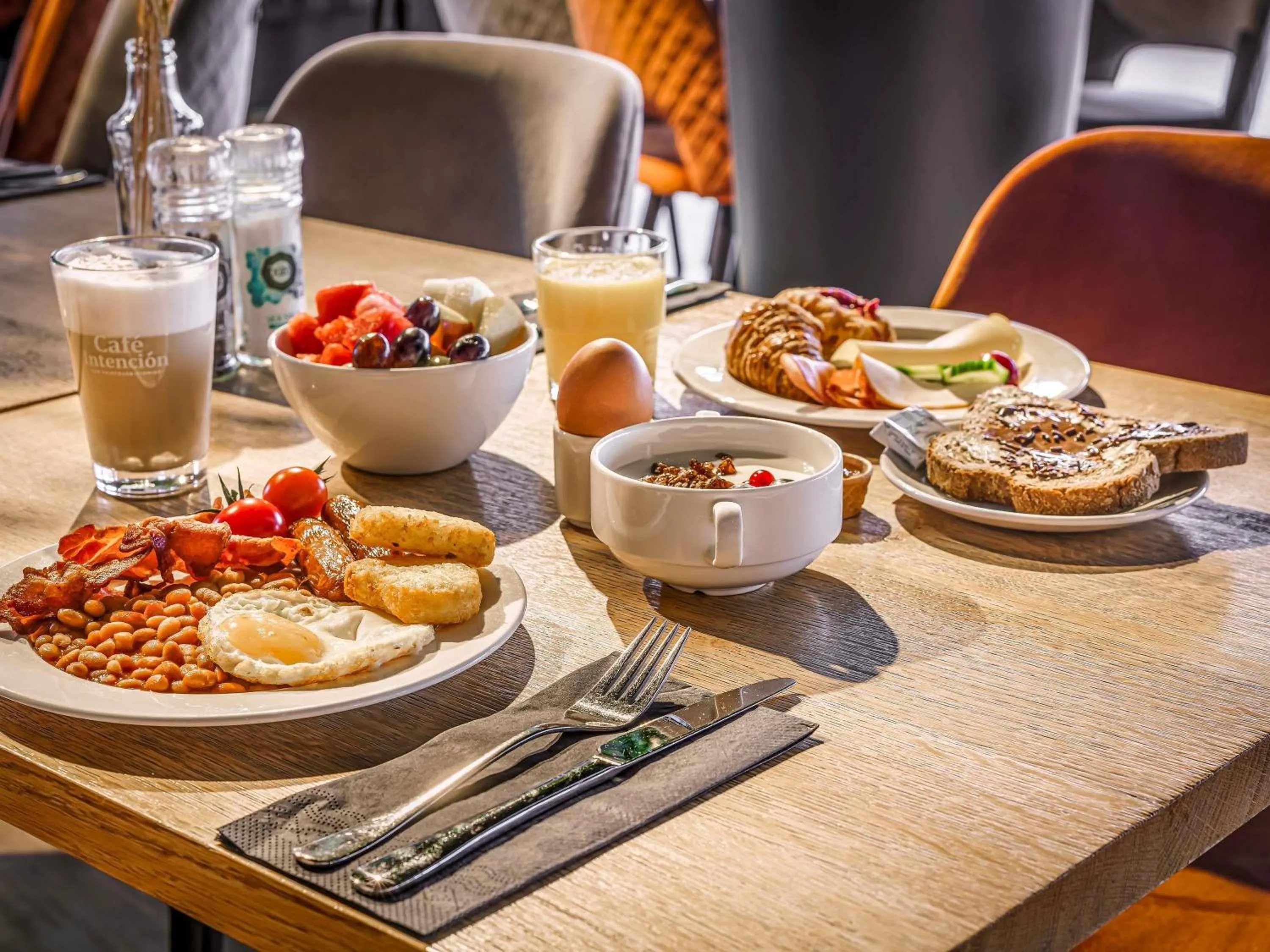 Breakfast in Mercure Amsterdam Sloterdijk Station