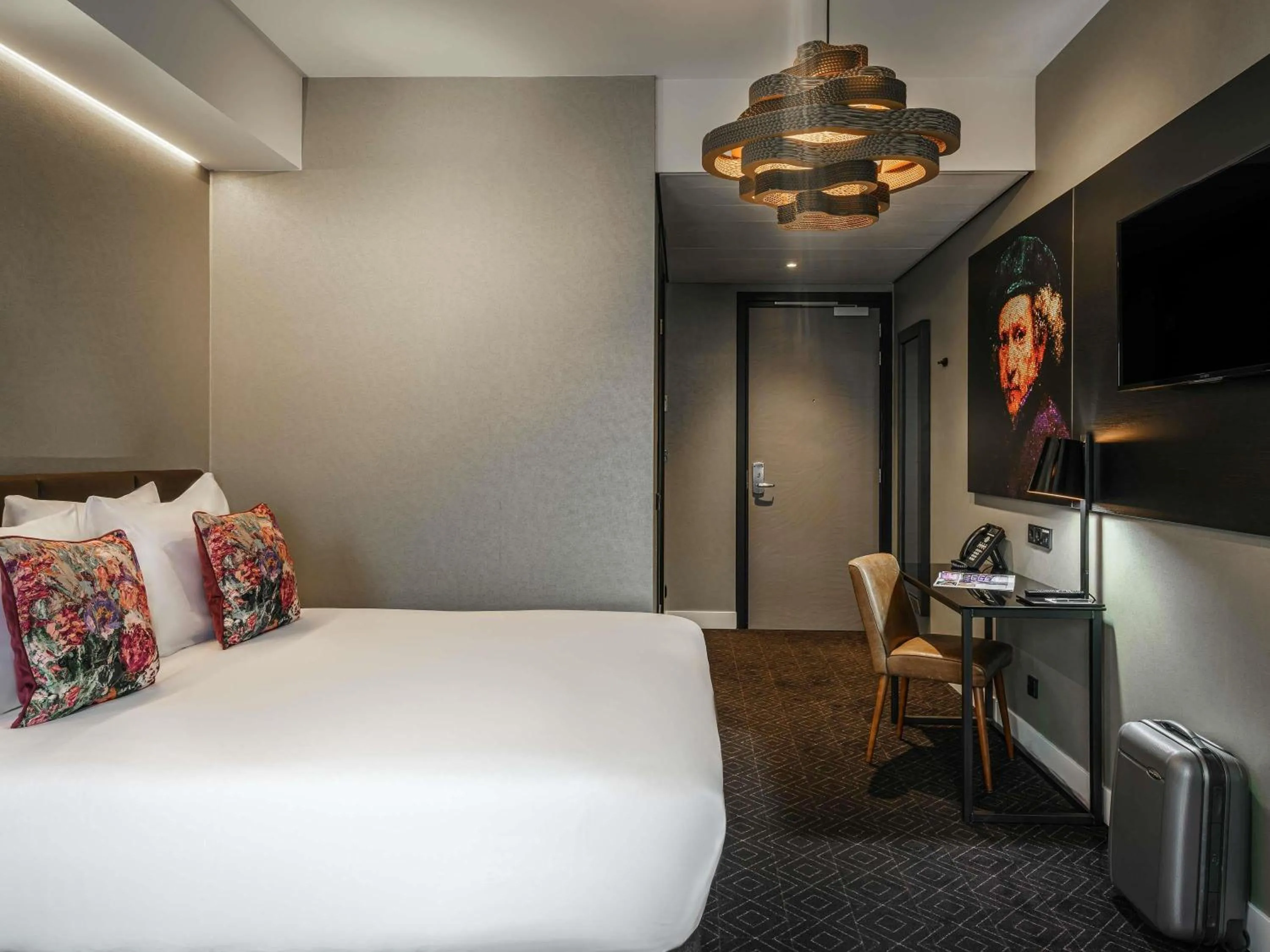 Bedroom, Bed in Mercure Amsterdam Sloterdijk Station