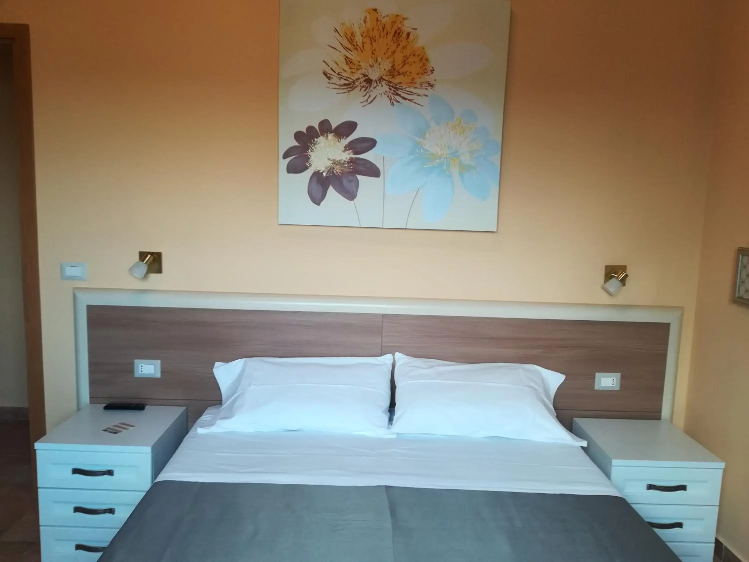 Double or Twin Room with View in Agriturismo I Tre Ulivi Double or Twin Room with View in Agriturismo I Tre Ulivi